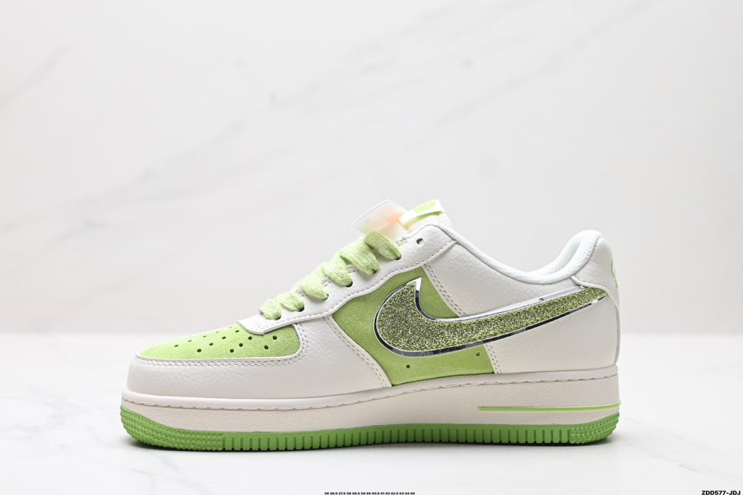 NIKE AIR FORCE 1‘07 LV8 QY6818-530