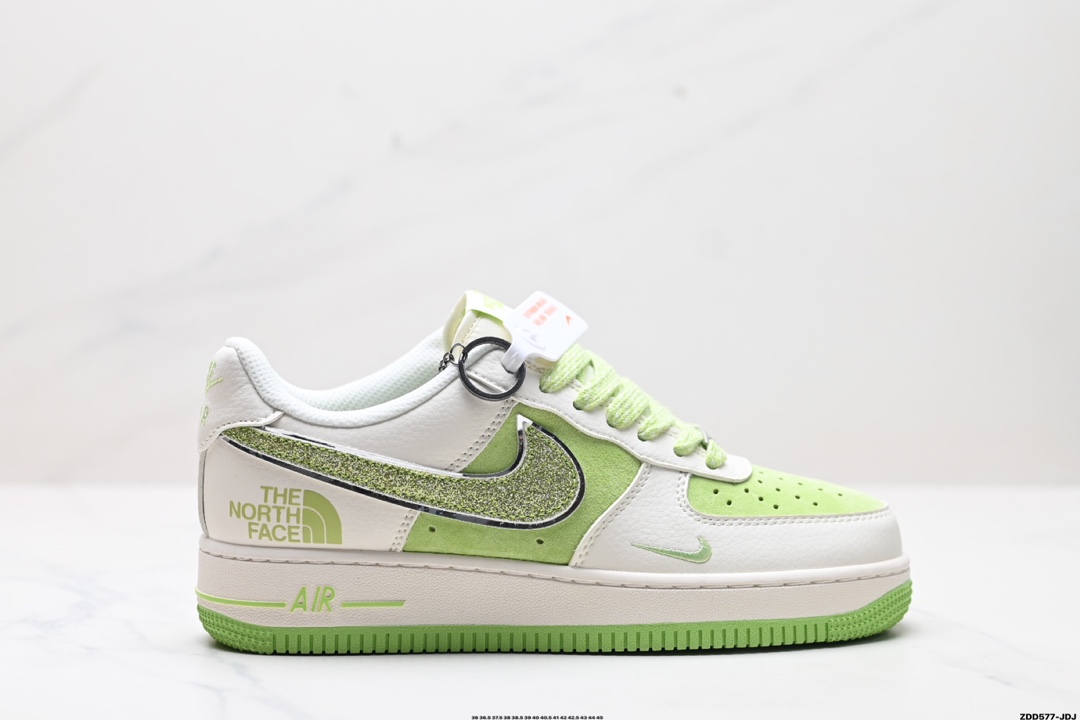 NIKE AIR FORCE 1‘07 LV8 QY6818-530