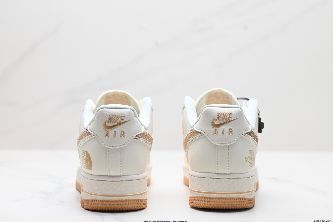 NIKE AIR FORCE 1‘07 LV8  QY6818-532