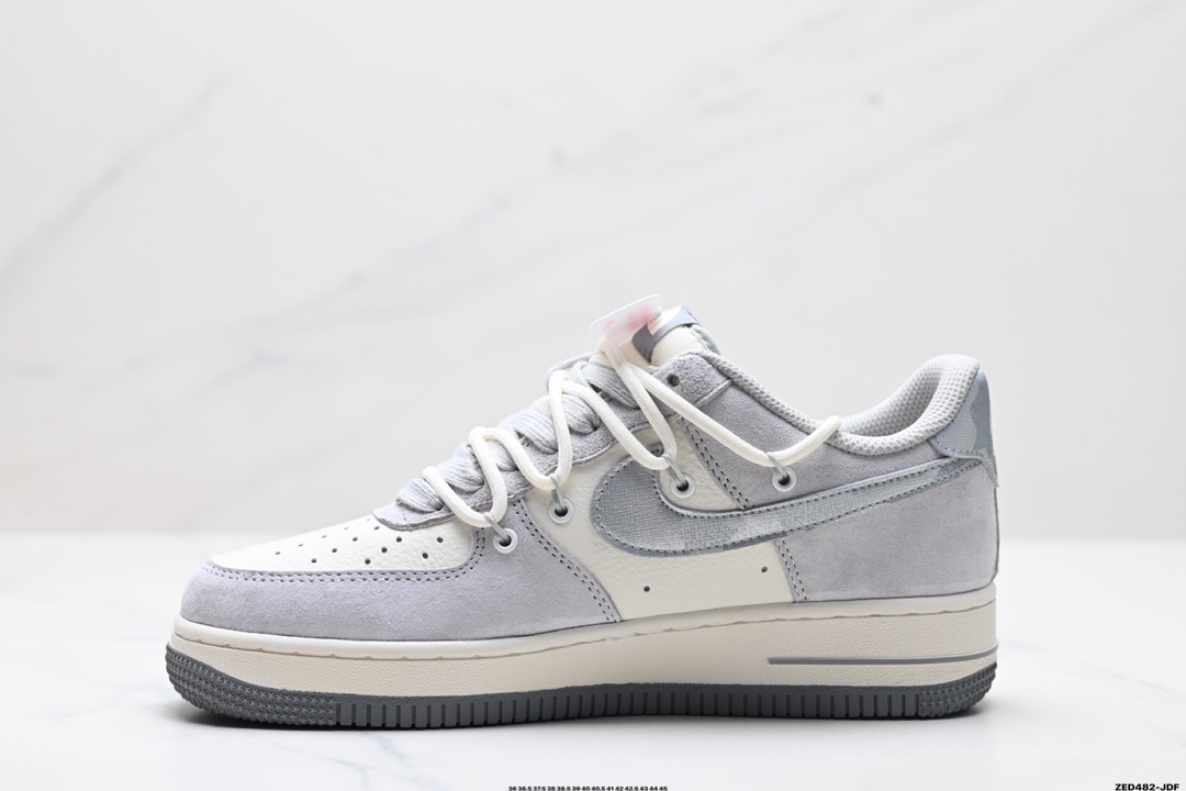 NIKE AIR FORCE 1'07 LV8   DM6688-016