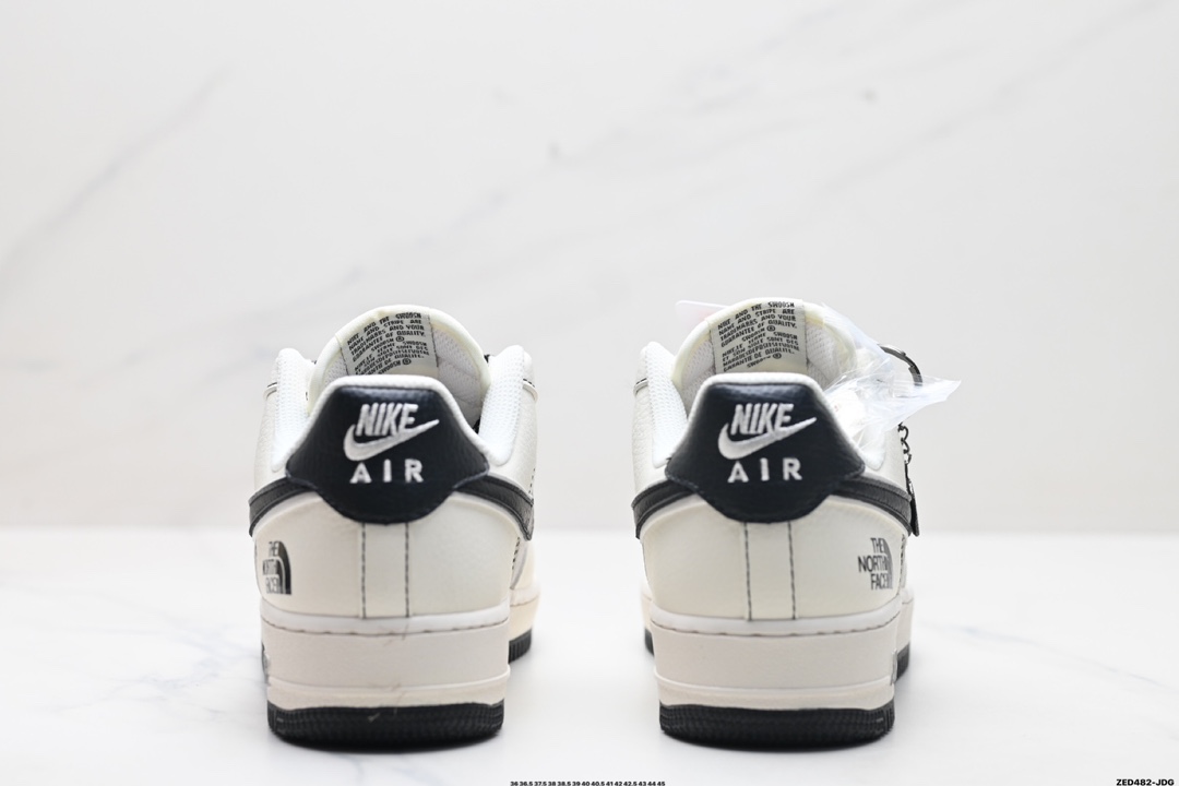 NIKE AIR FORCE 1'07 LV8  BB7518-010