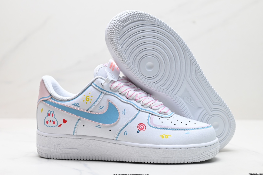 NIKE AIR FORCE 1'07 LV8  TY0301-111