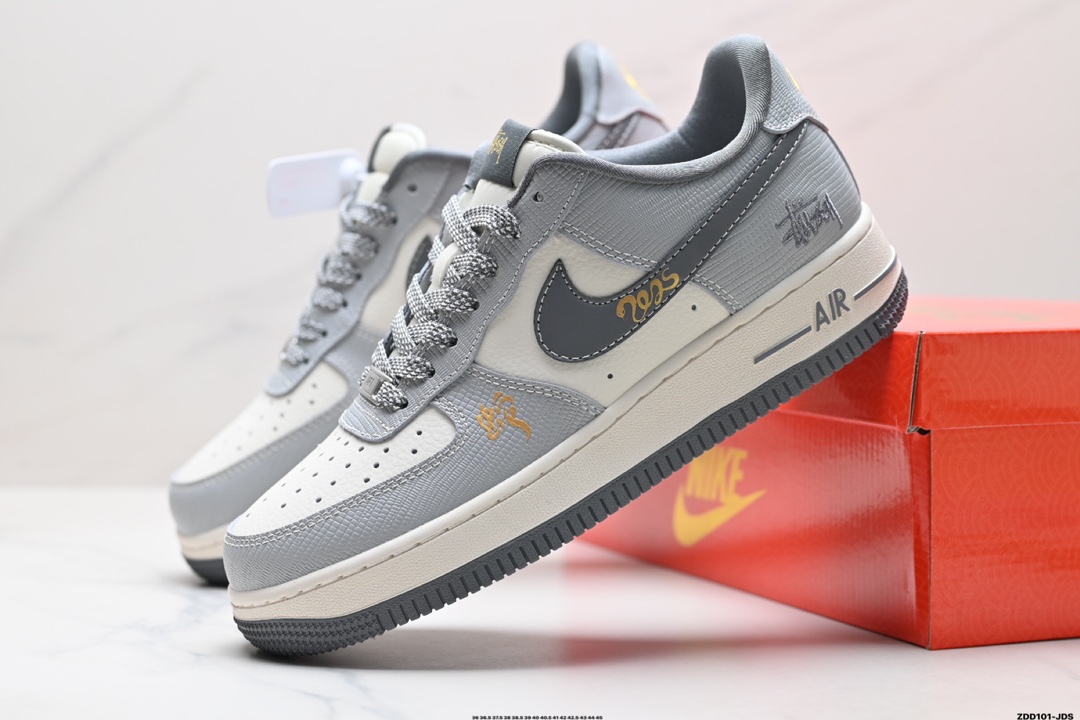 NIKE AIR FORCE 1‘07 LV8  XF8698-045