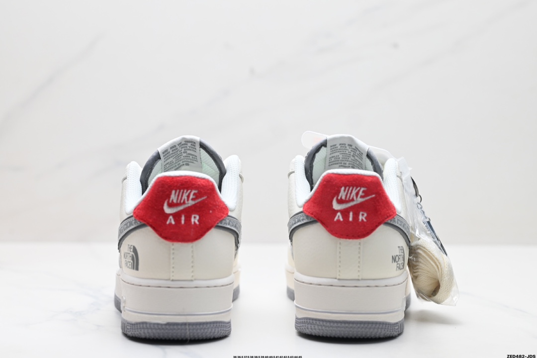 NIKE AIR FORCE 1'07 LV8  DM6868-049