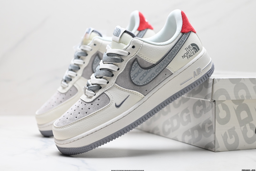 NIKE AIR FORCE 1'07 LV8  DM6868-049