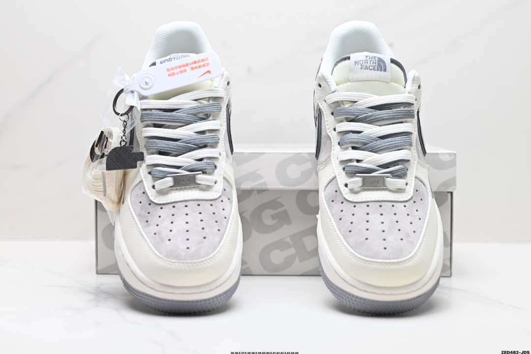 NIKE AIR FORCE 1'07 LV8  DM6868-049