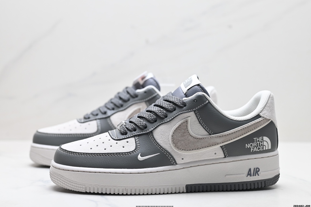 NIKE AIR FORCE 1'07 LV8   DM6868-046