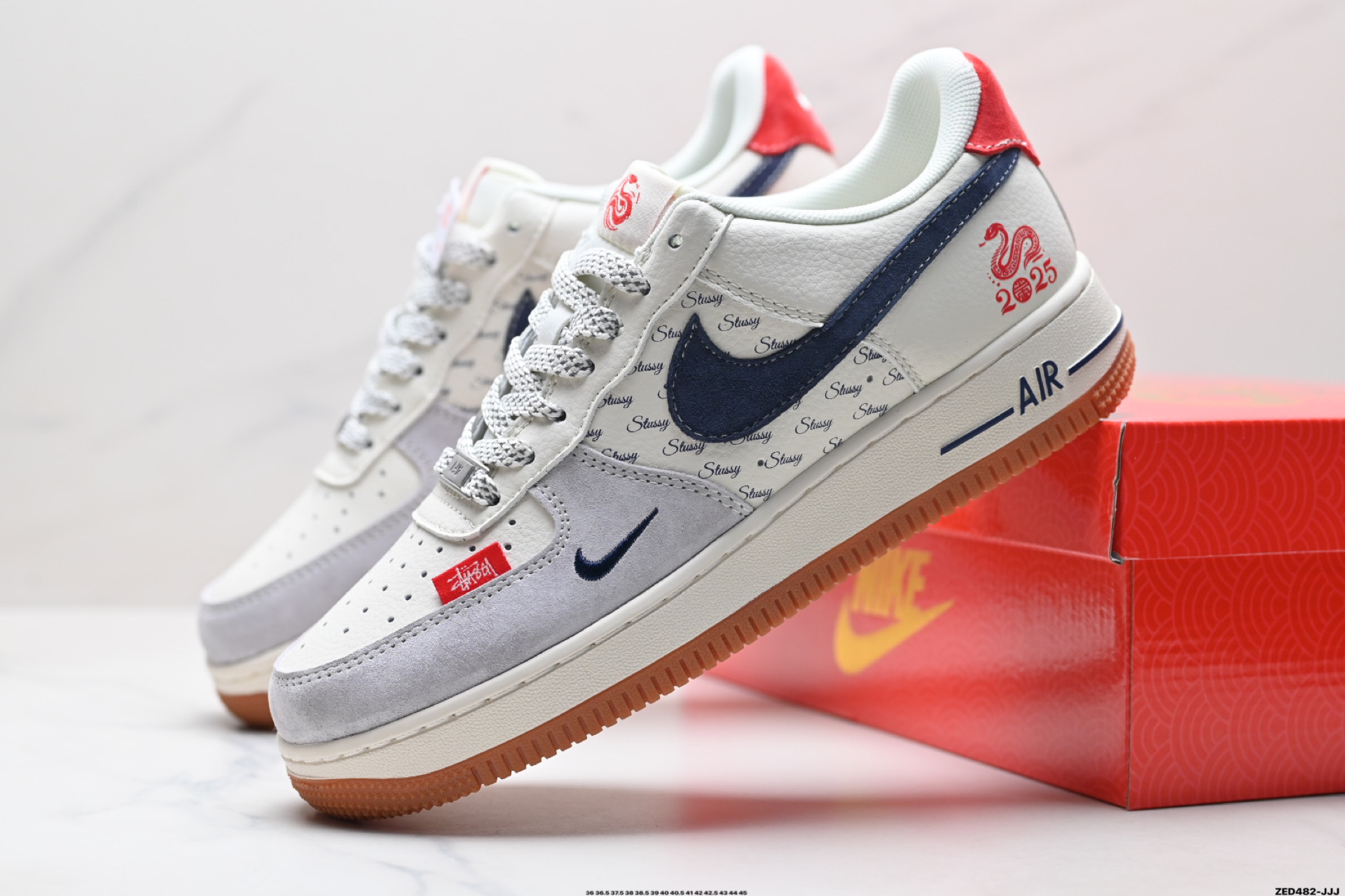 NIKE AIR FORCE 1'07 LV8 XS1958-502