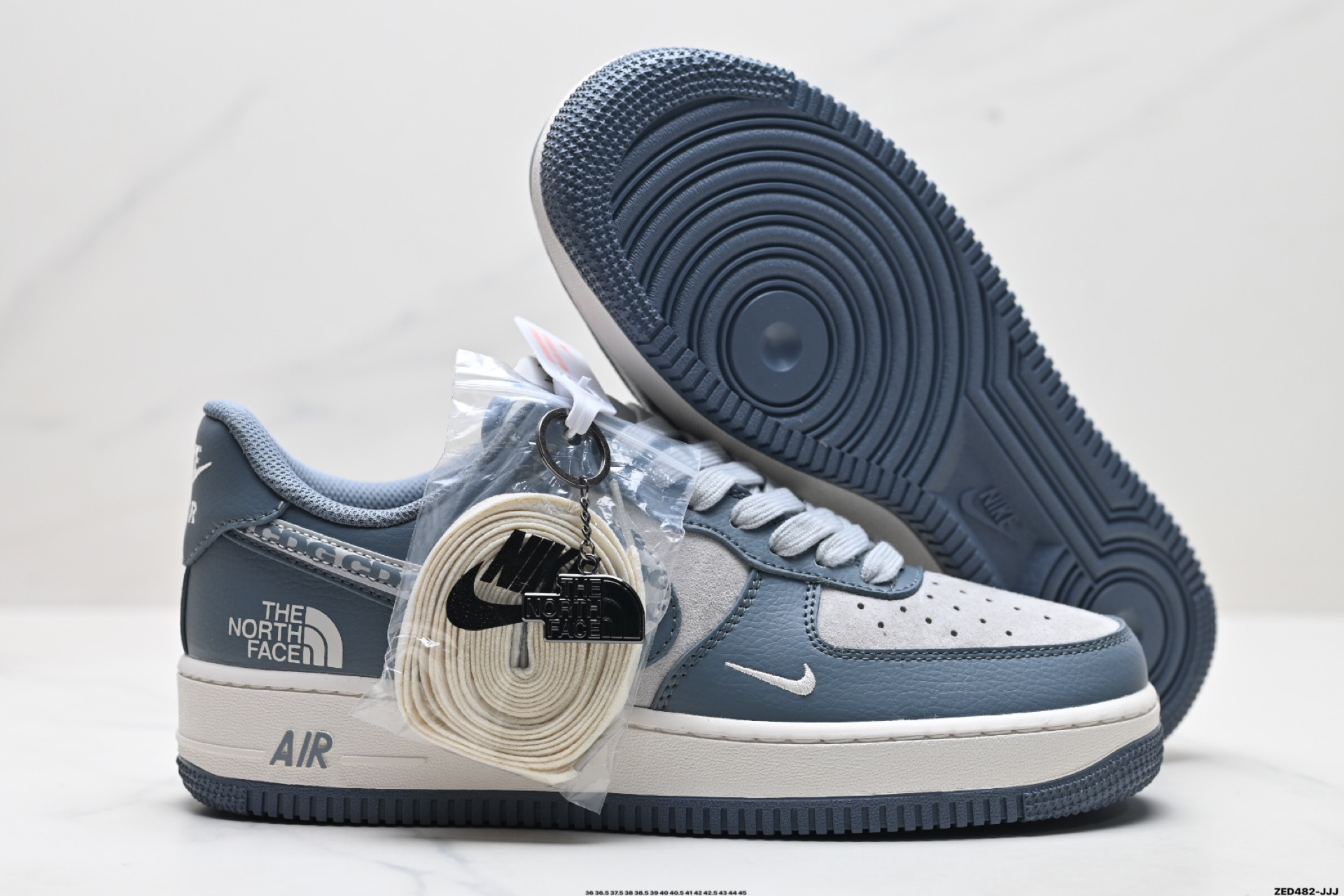 NIKE AIR FORCE 1'07 LV8  DM6868-051