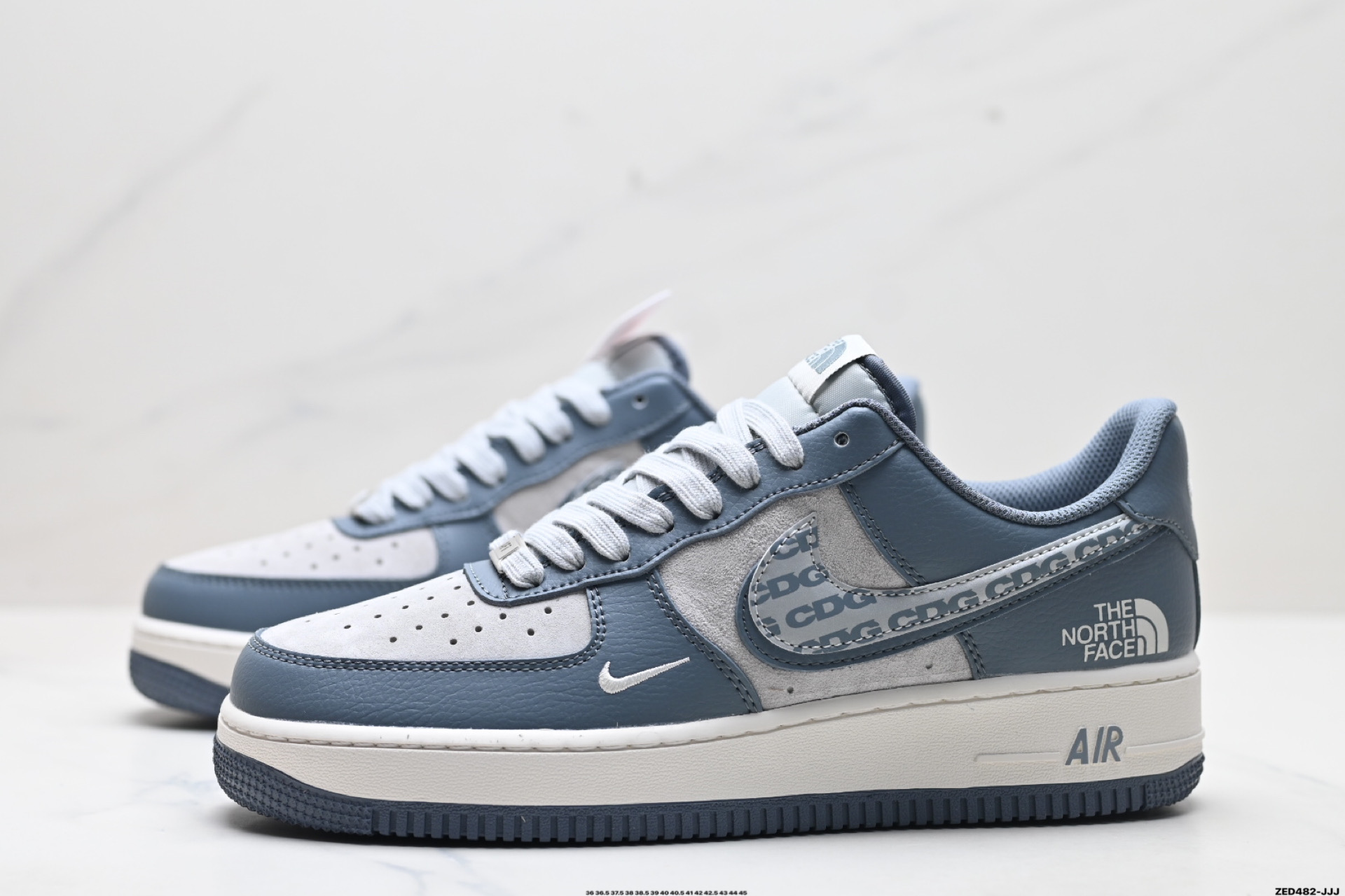 NIKE AIR FORCE 1'07 LV8  DM6868-051