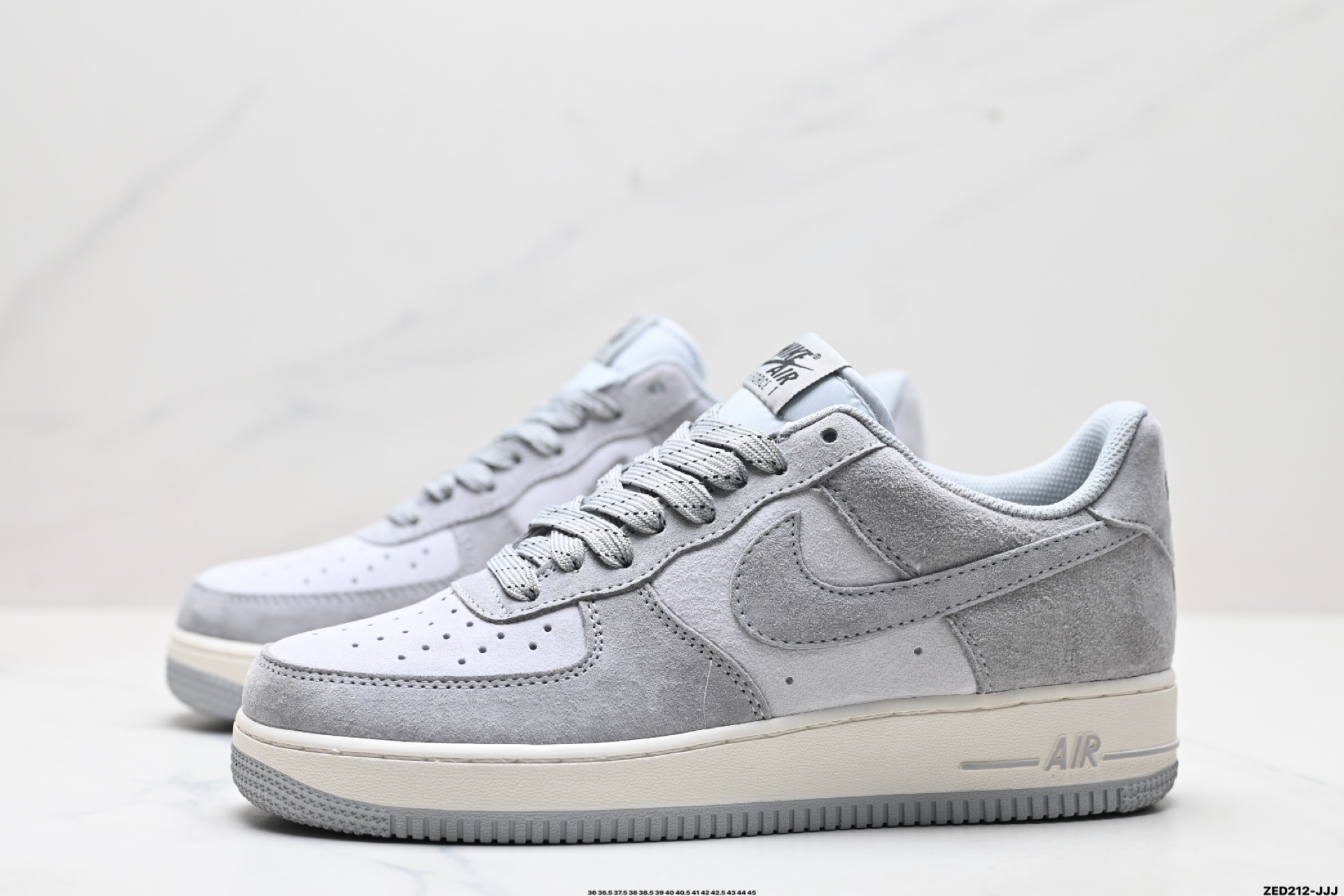 NIKE AIR FORCE 1'07 LV8  DG3966-823