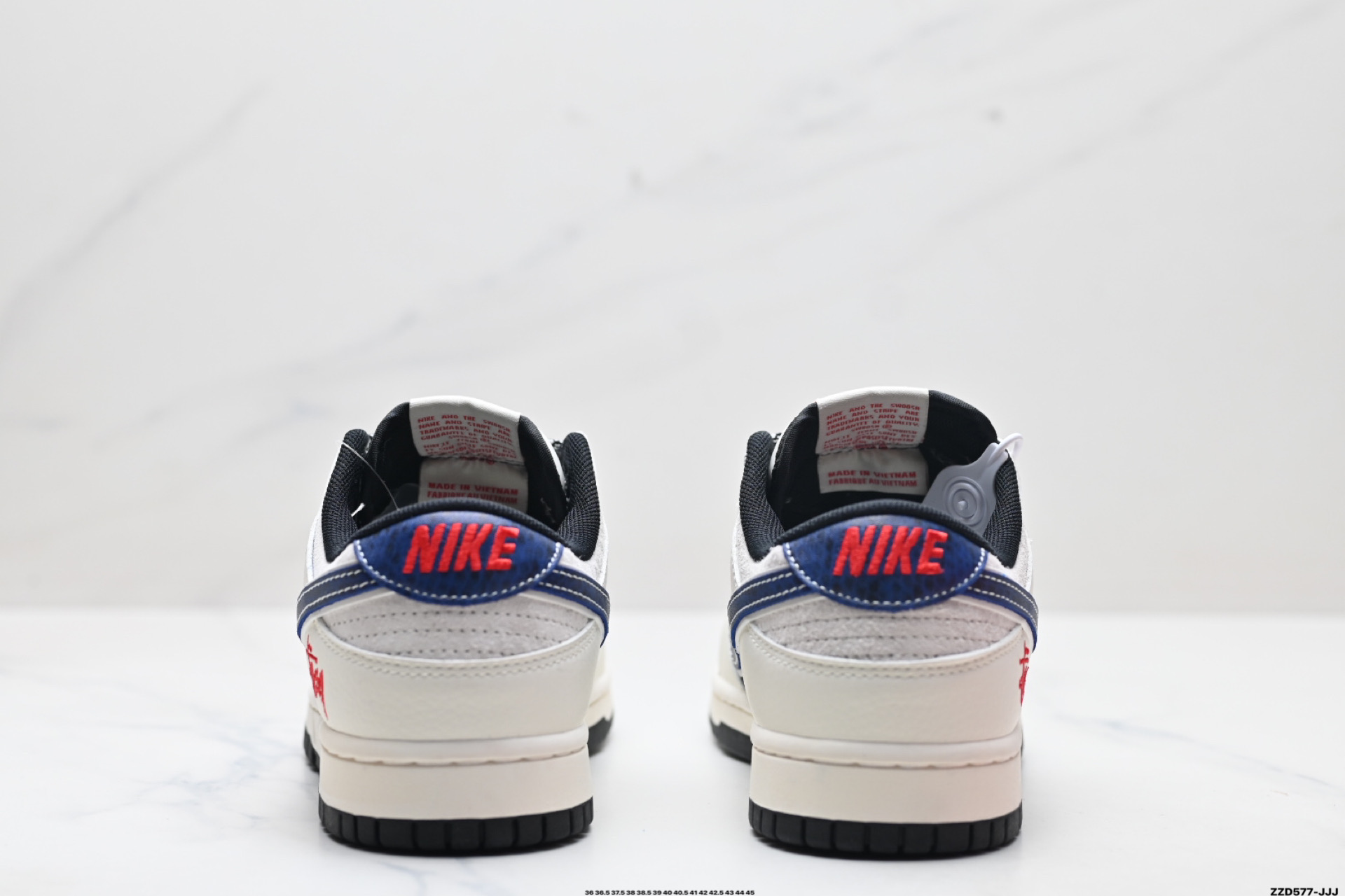 NK Dunk Low Retro “DIY高端定制” 低帮休闲运动板鞋   XF8698-050