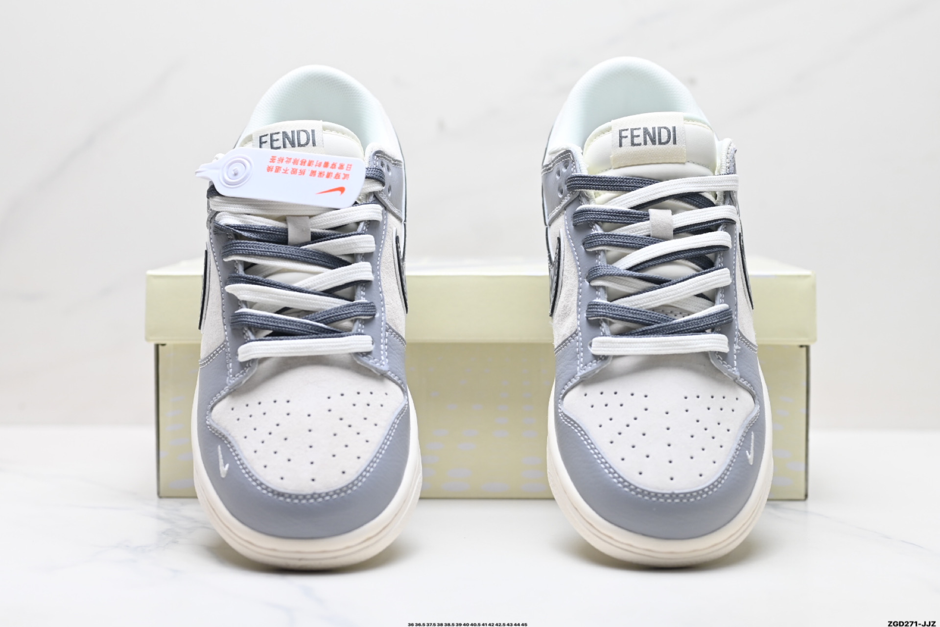 NK Dunk Low Retro “DIY高端定制” 低帮休闲运动板鞋   DM6868-021