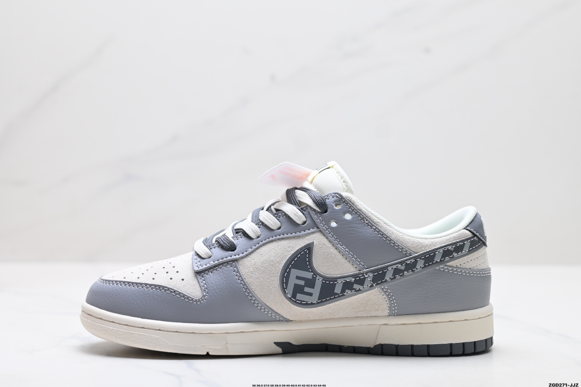 NK Dunk Low Retro “DIY高端定制” 低帮休闲运动板鞋   DM6868-021