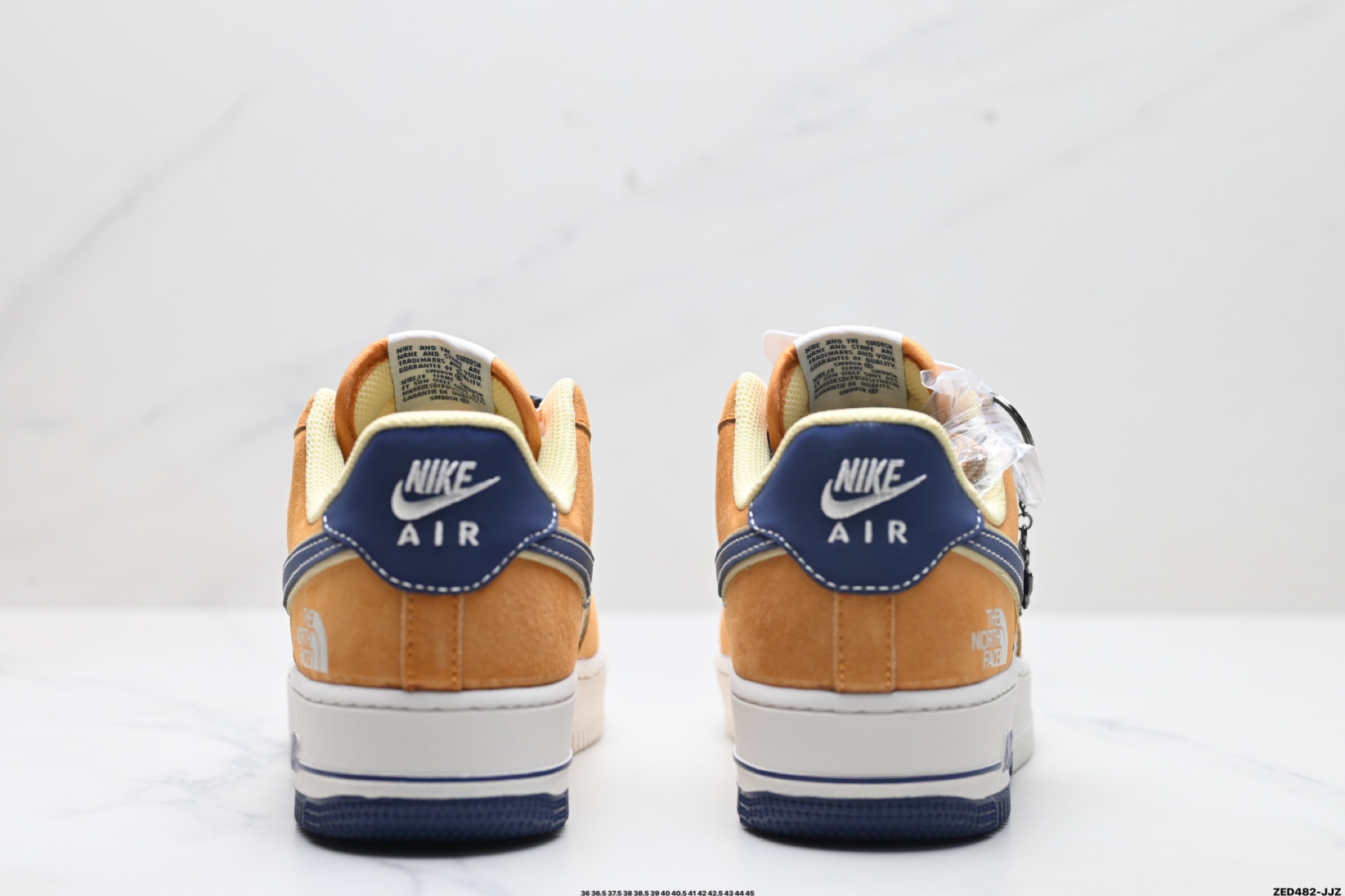 NIKE AIR FORCE 1'07 LV8  DM6868-053