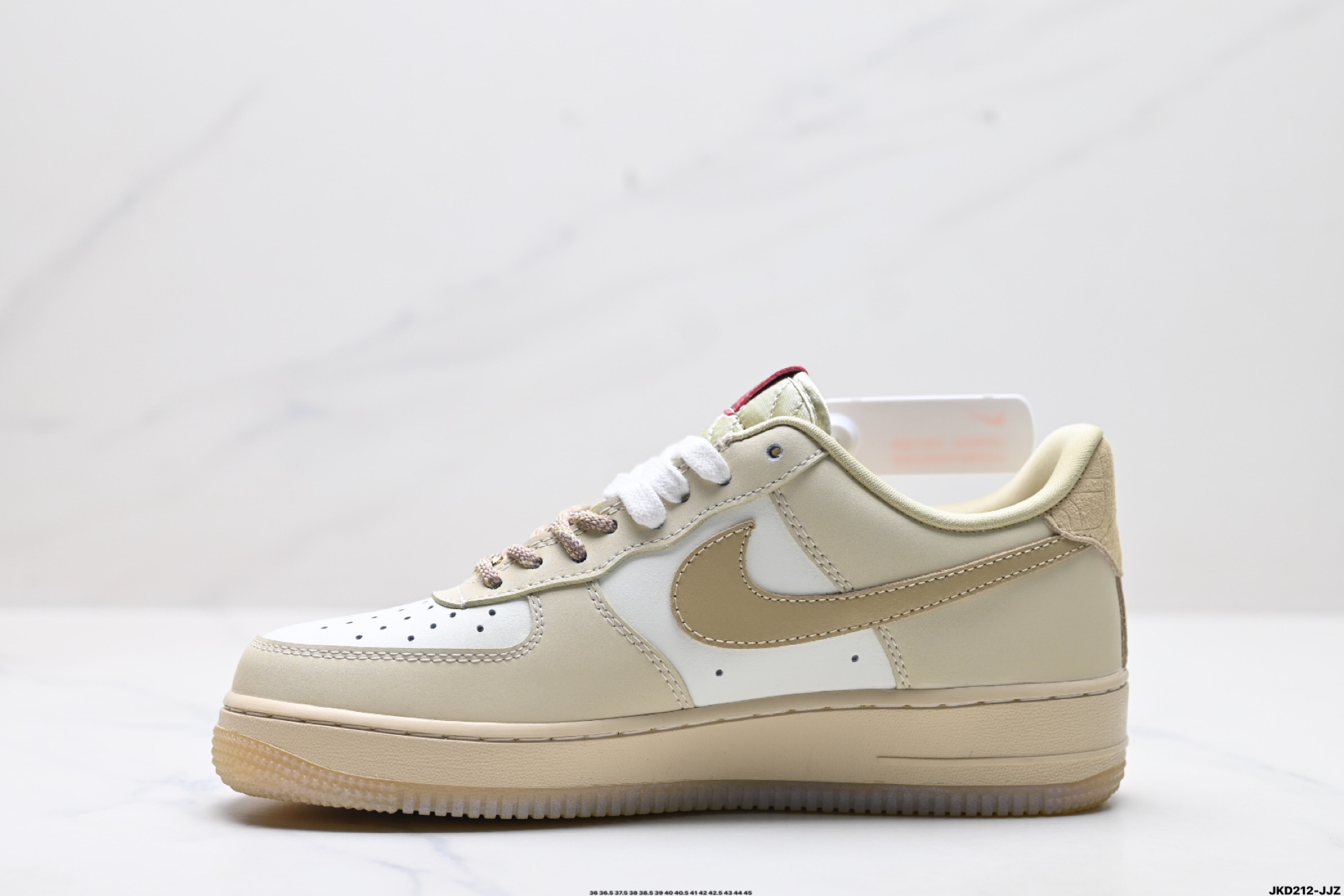 耐克Nike Air Force 1“07空军一号低帮百搭休闲运动板鞋  HV5990-172