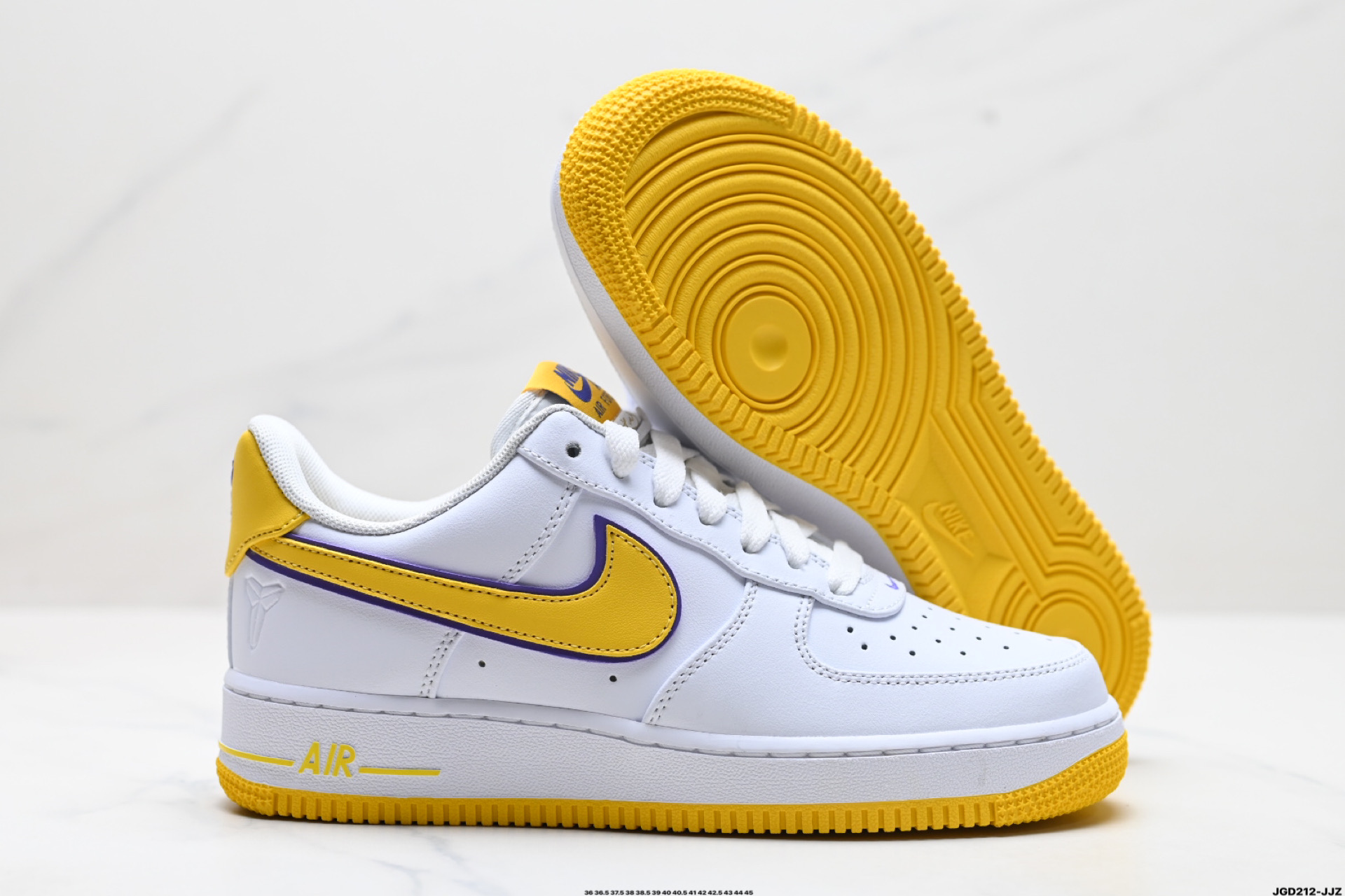 NIKE AIR FORCE 1‘07 LV8  FZ1151-100