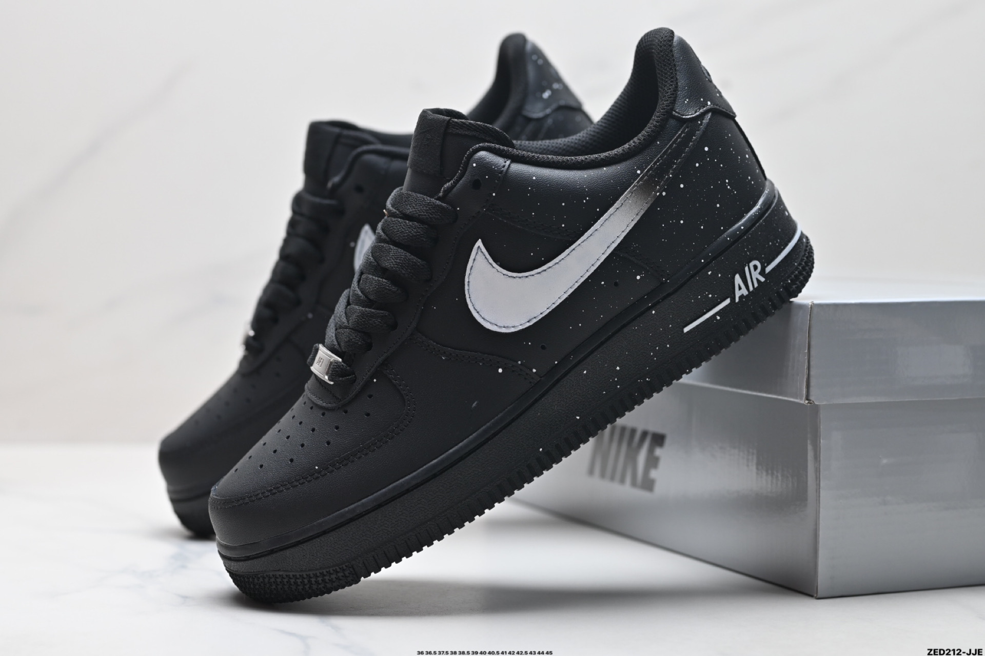 NIKE AIR FORCE 1'07 ZH0316-046