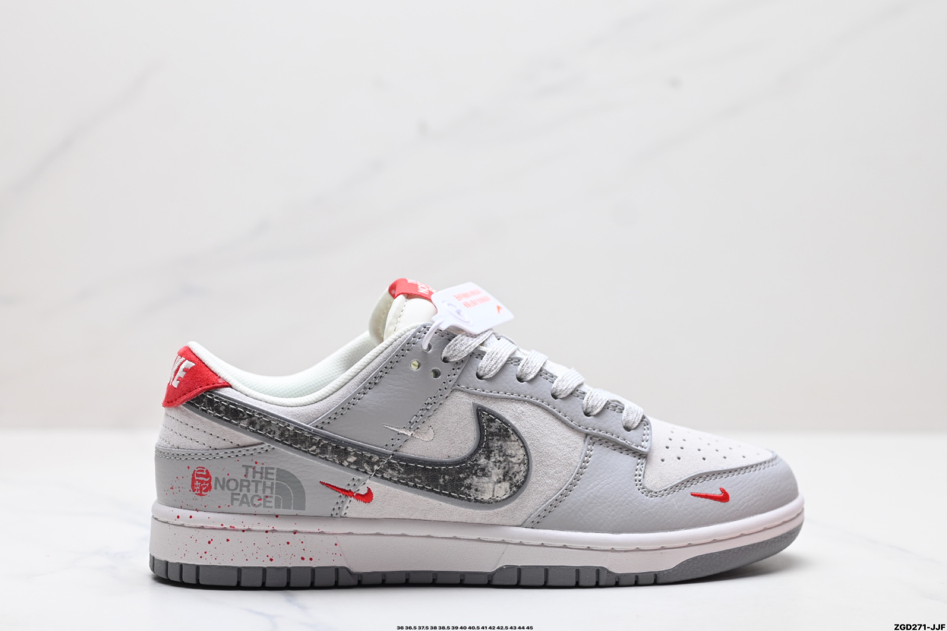 NK Dunk Low Retro “DIY高端定制” 低帮休闲运动板鞋 DM6868-038