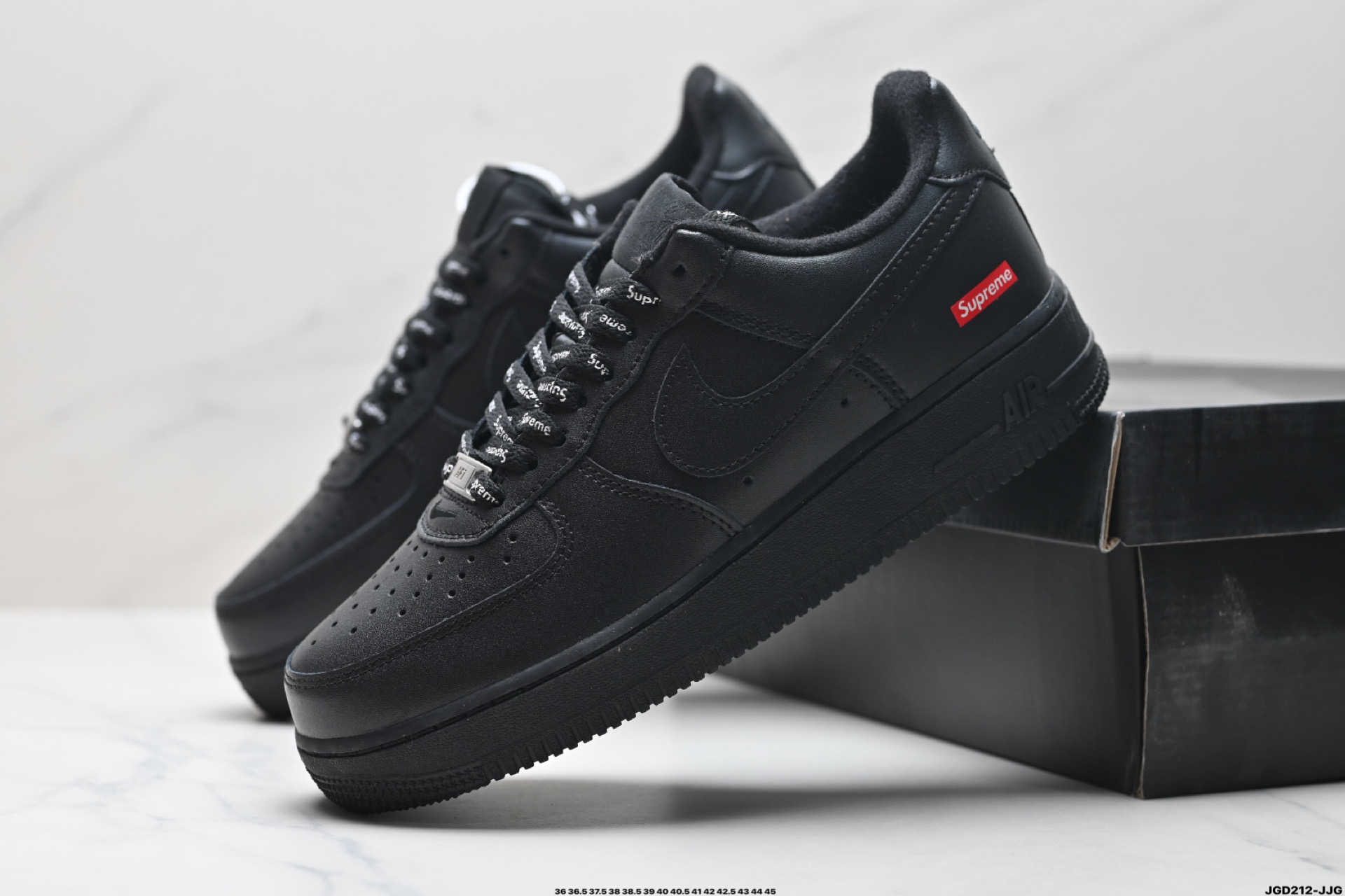 NIKE AIR FORCE 1‘07   BQ8988-108