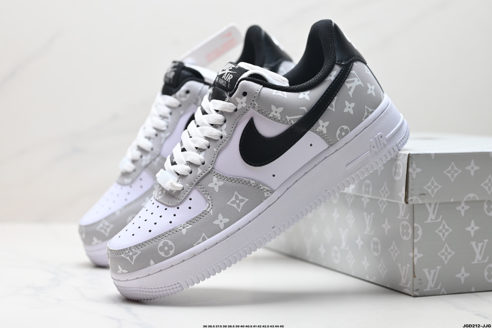 NIKE AIR FORCE 1‘07   BQ8988-108