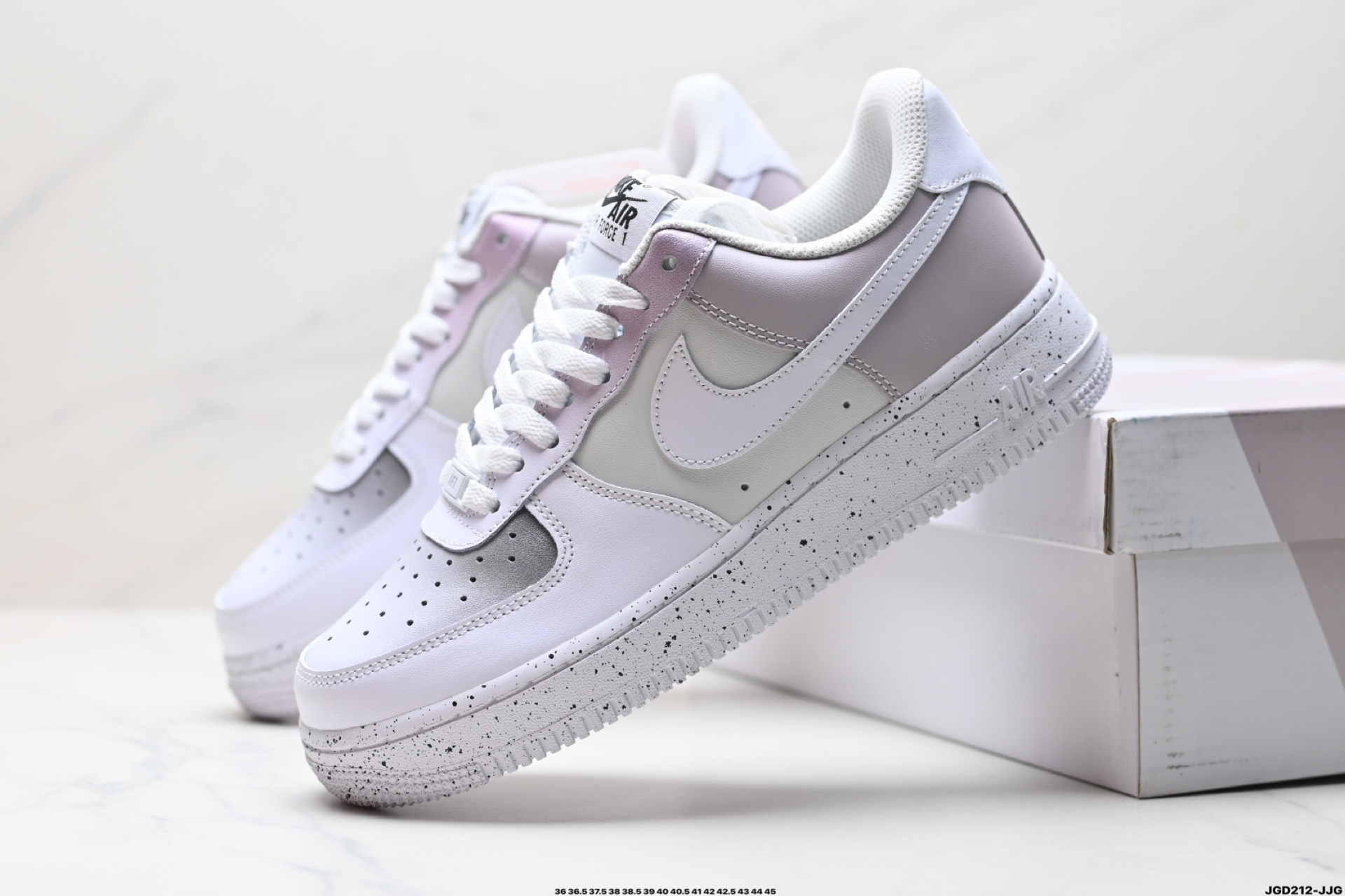 NIKE AIR FORCE 1‘07   BQ8988-108