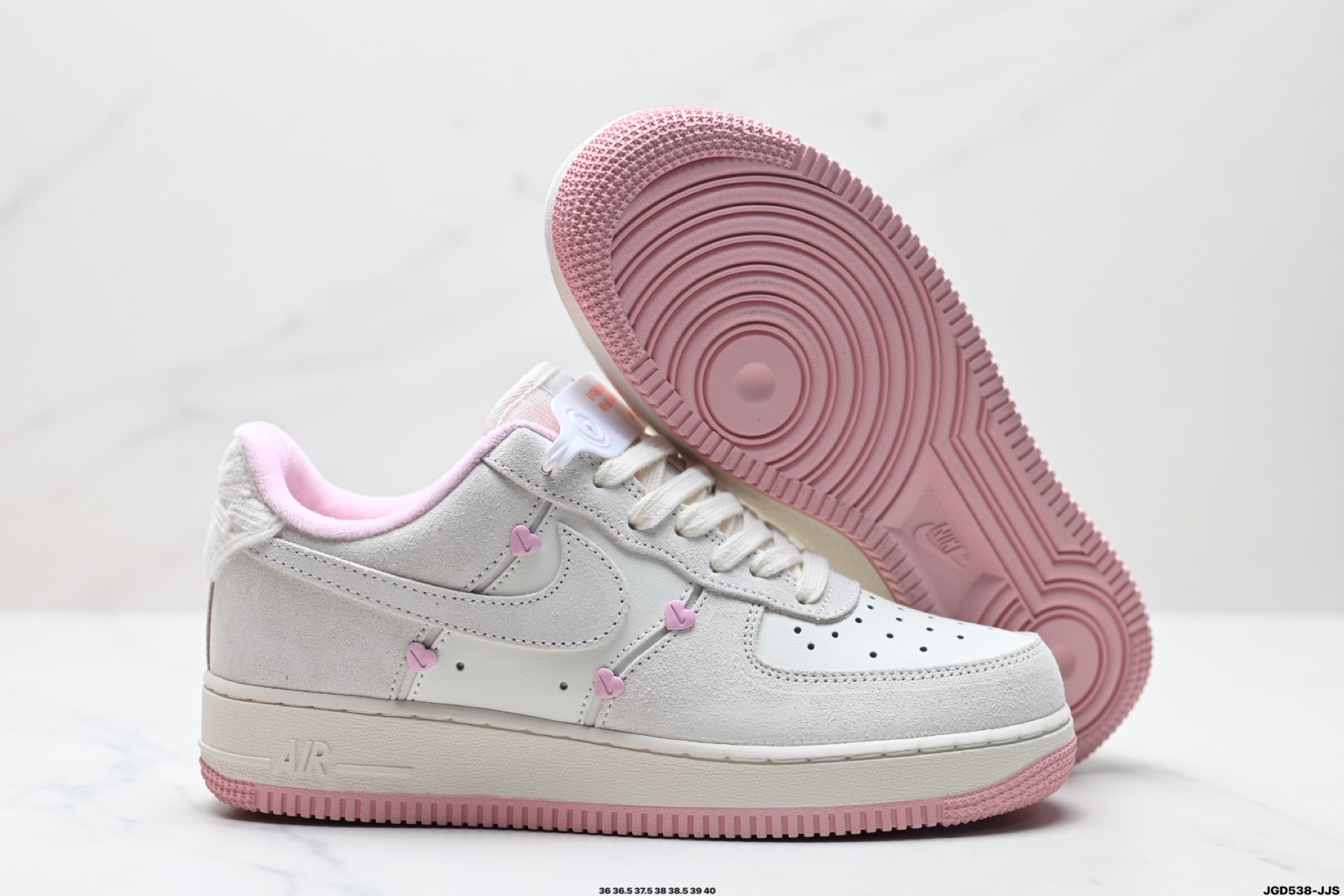 NIKE AIR FORCE 1‘07  HV5992-111