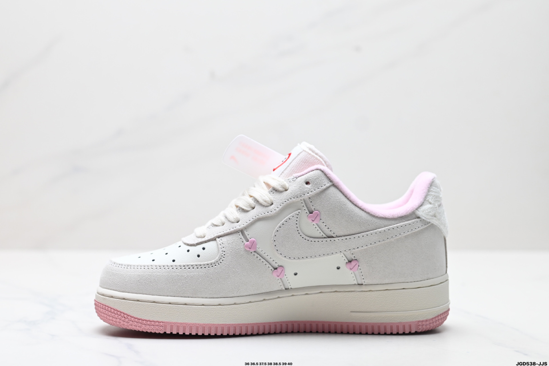 NIKE AIR FORCE 1‘07  HV5992-111