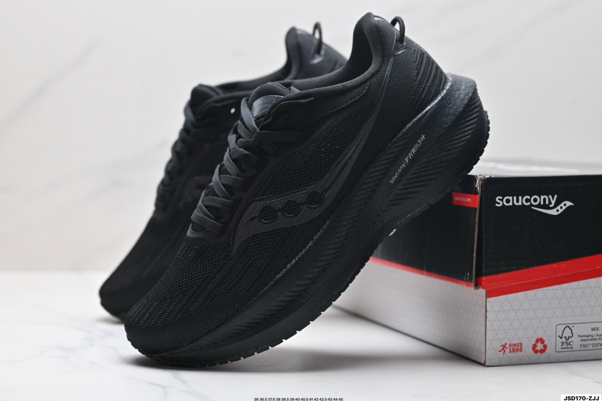 Saucony TRIUMPH 21 索康尼胜利 旗舰级缓震 慢跑减震透气 低帮训练跑步鞋 S20881-12