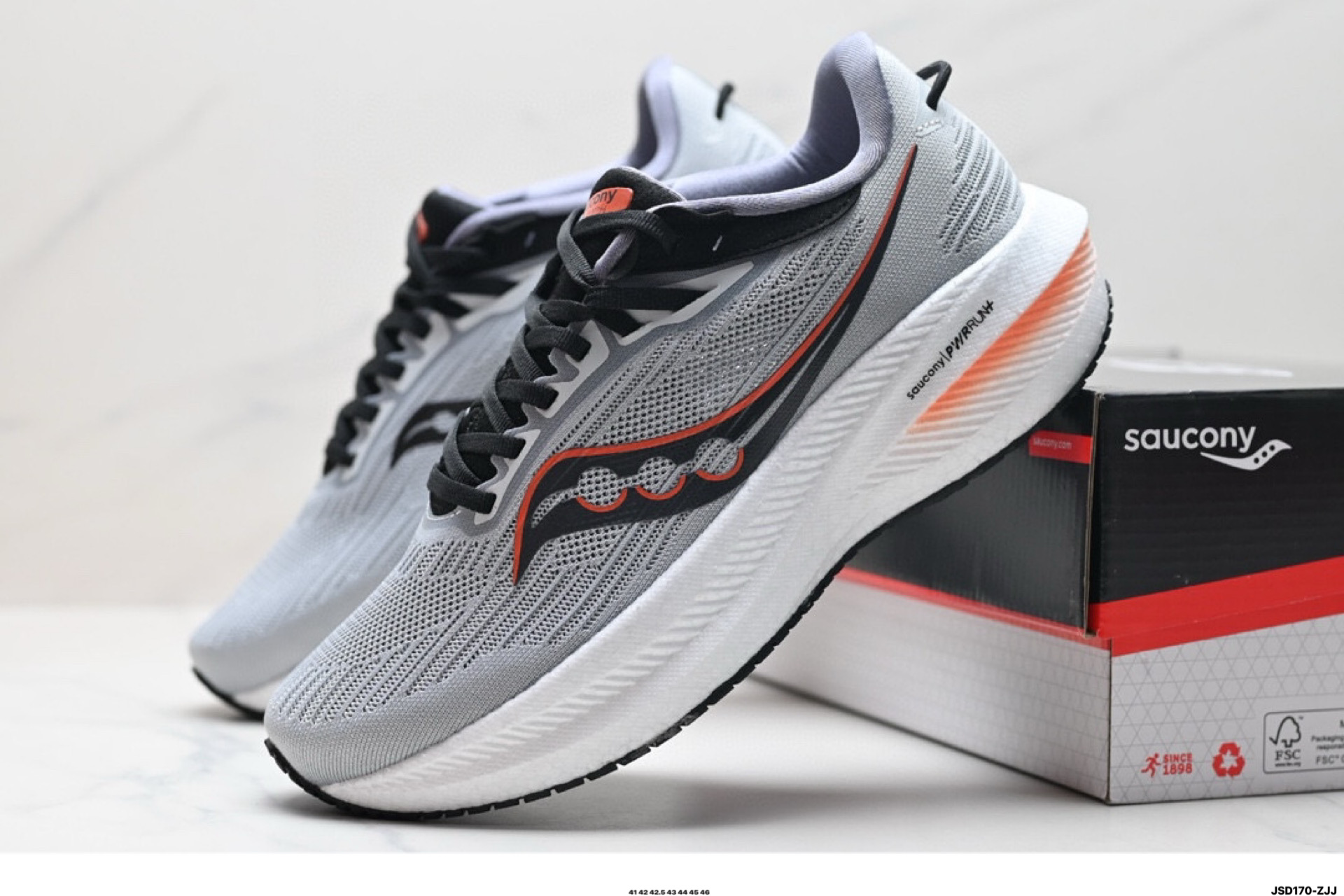 Saucony TRIUMPH 21 索康尼胜利 旗舰级缓震 慢跑减震透气 低帮训练跑步鞋 S20881-12