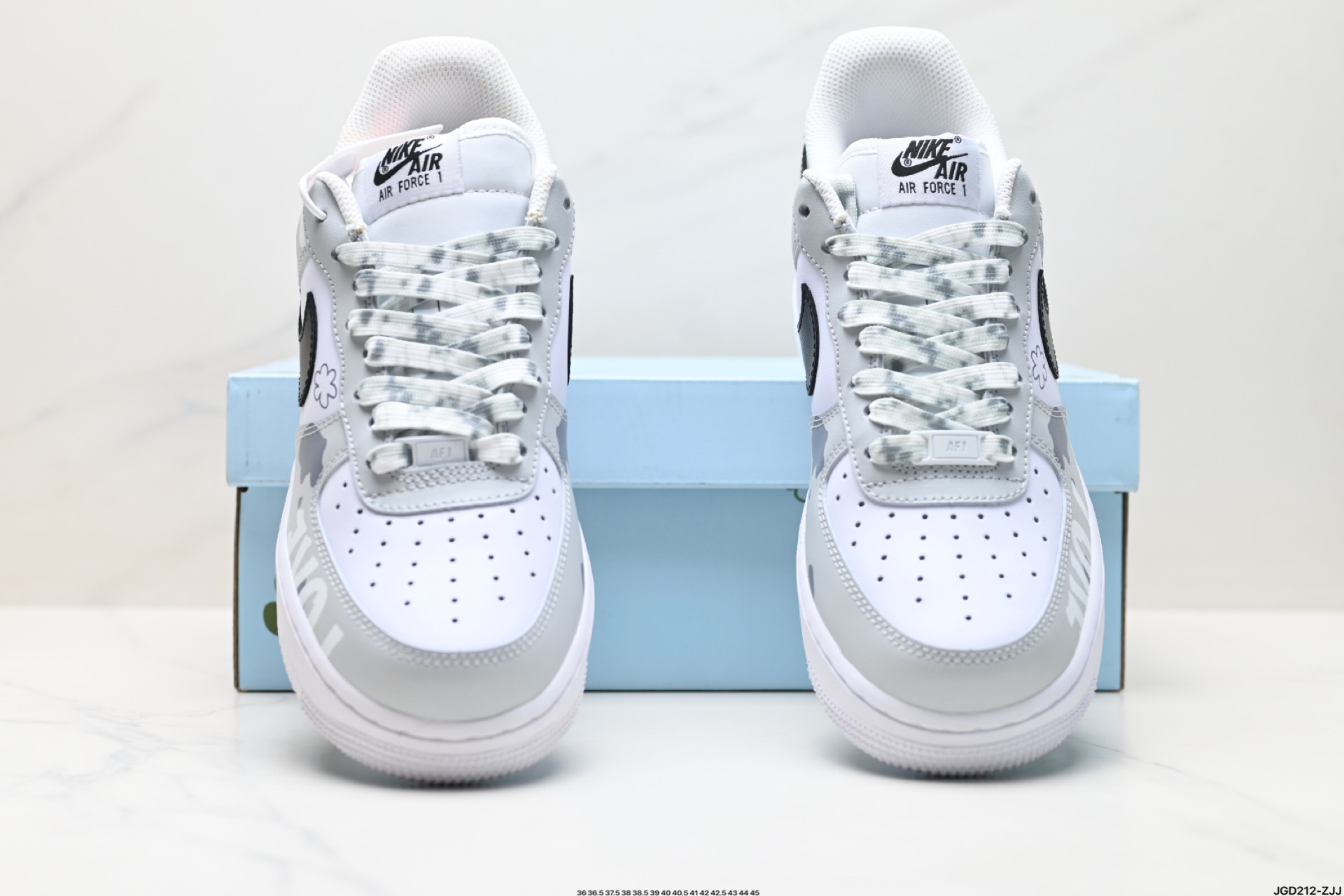 NIKE AIR FORCE 1‘07 LX  CZ8065-500