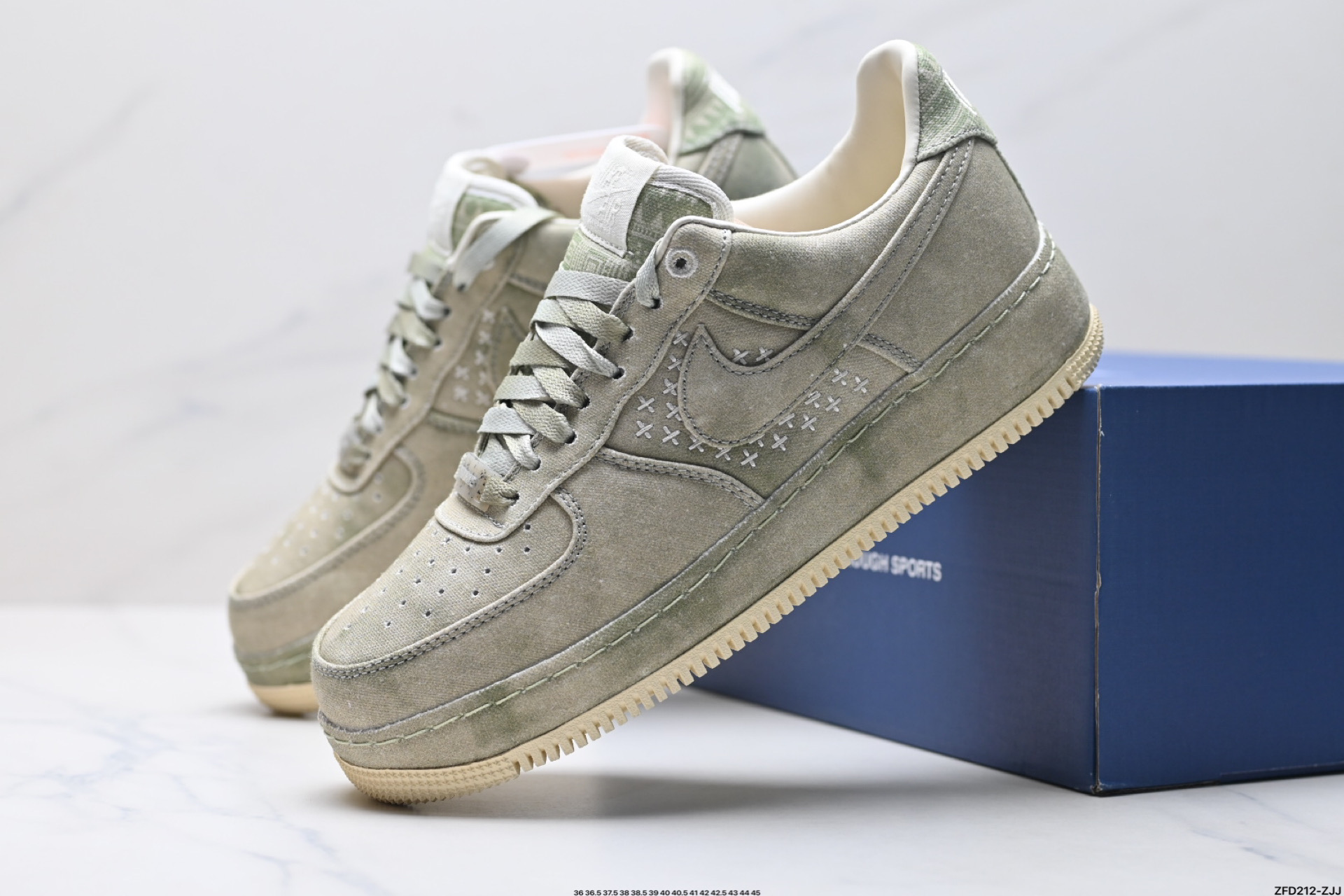 NIKE AIR FORCE 1‘07  DV4246-333
