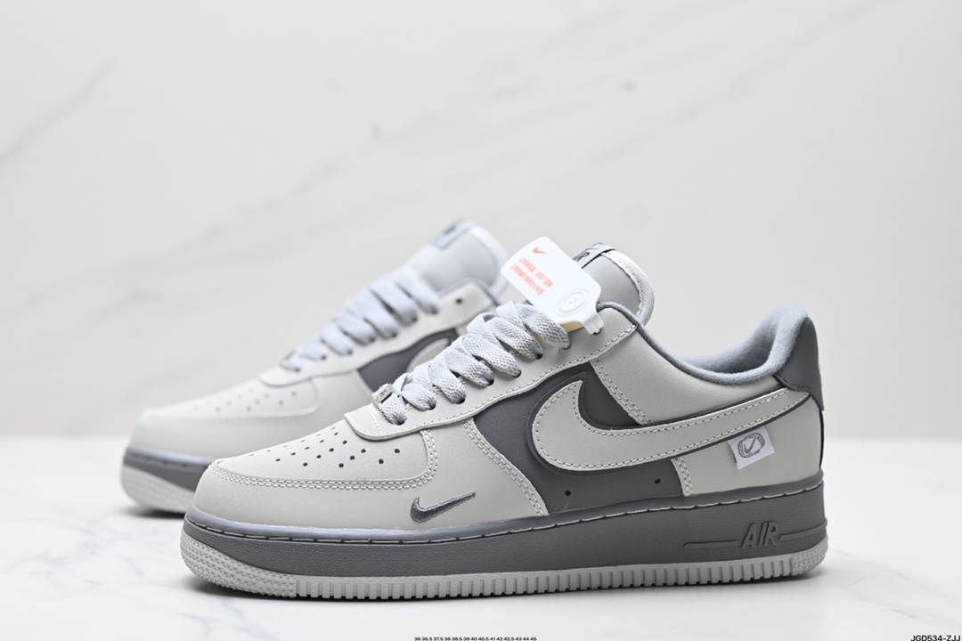 NIKE AIR FORCE 1‘07 LX  DB3301-033