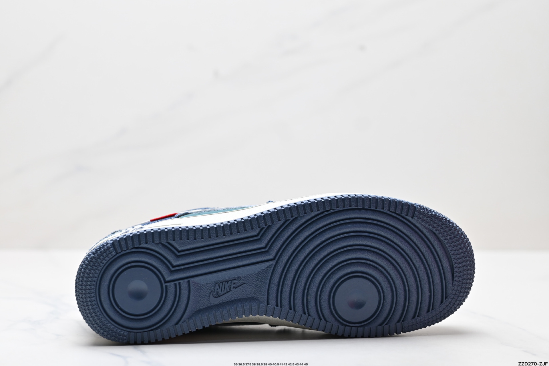 NIKE AIR FORCE 1'07 LV8  CH6336-526