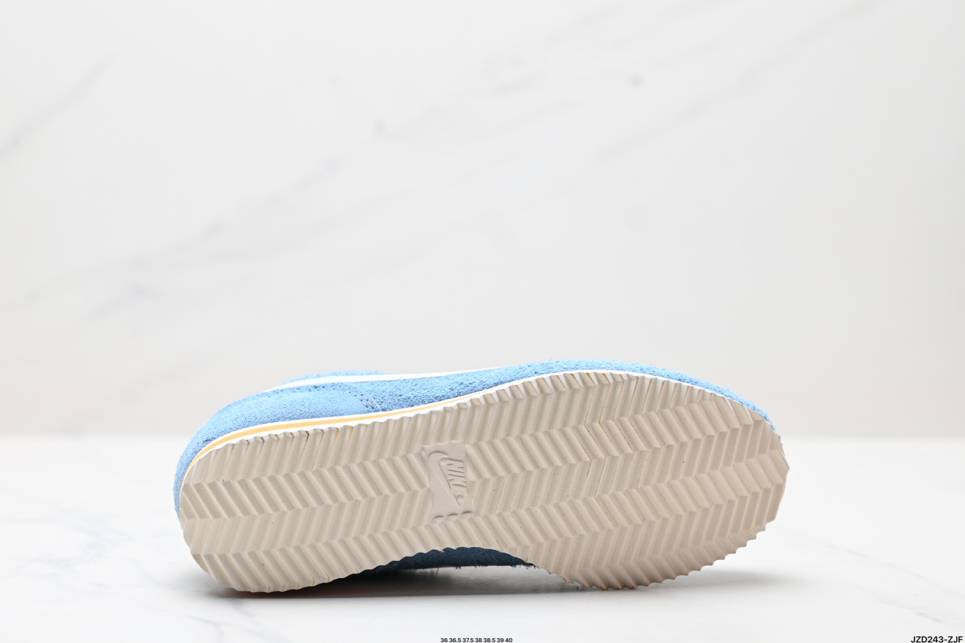 Nike Classic Cortez 耐克经典轻便舒适男子阿甘鞋休闲跑步鞋运动鞋  HF3142-400