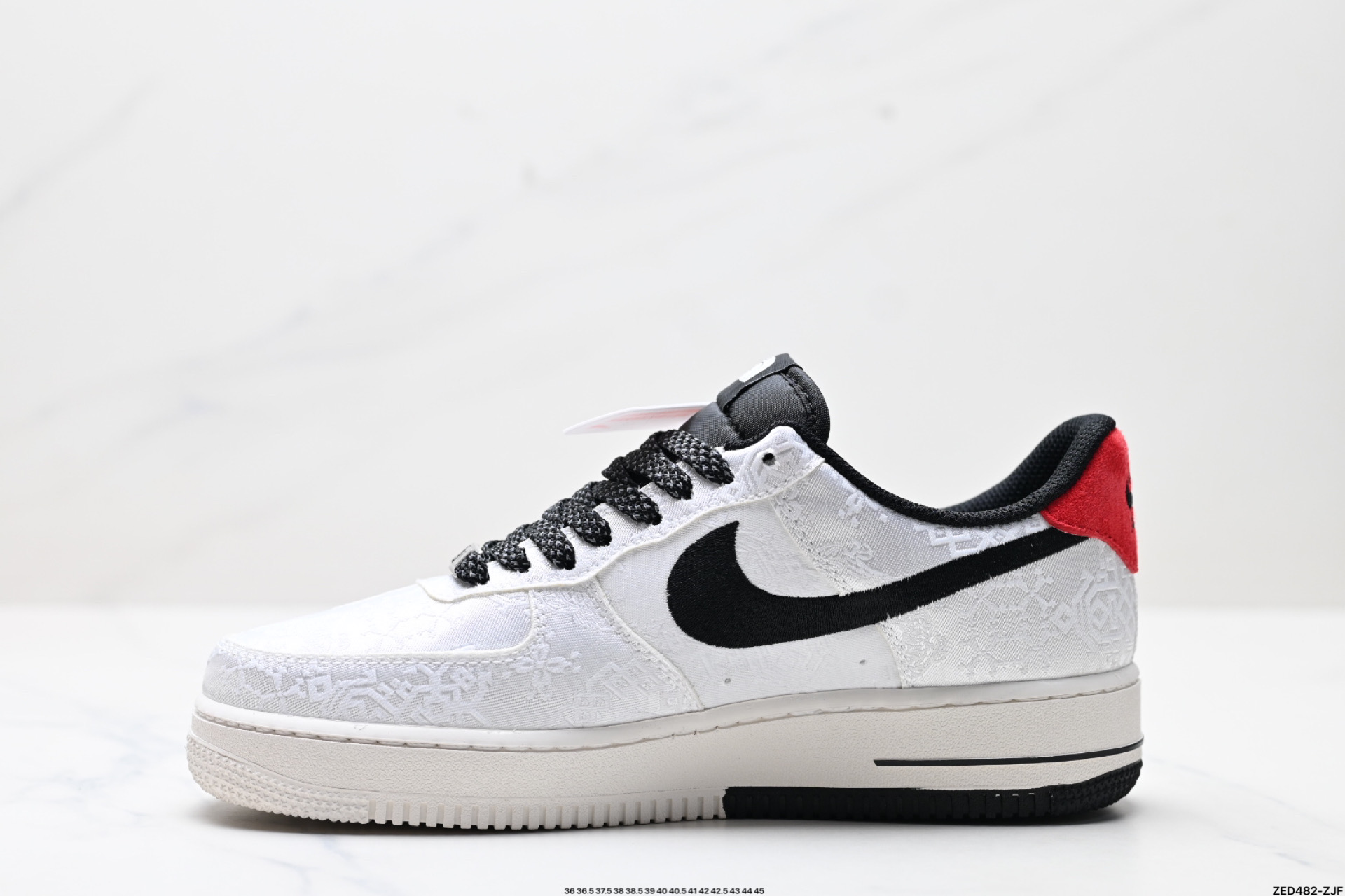 NIKE AIR FORCE 1'07 LV8 DM6868-054