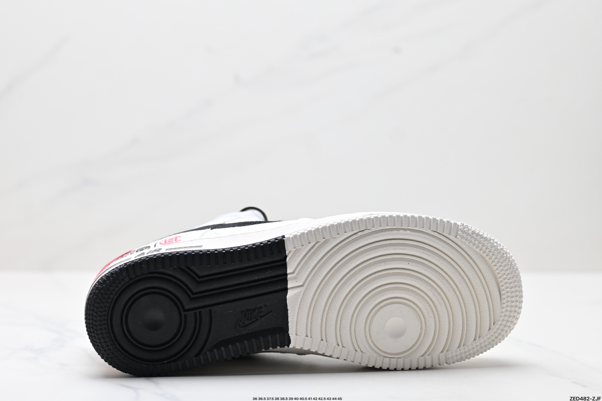 NIKE AIR FORCE 1'07 LV8 DM6868-054