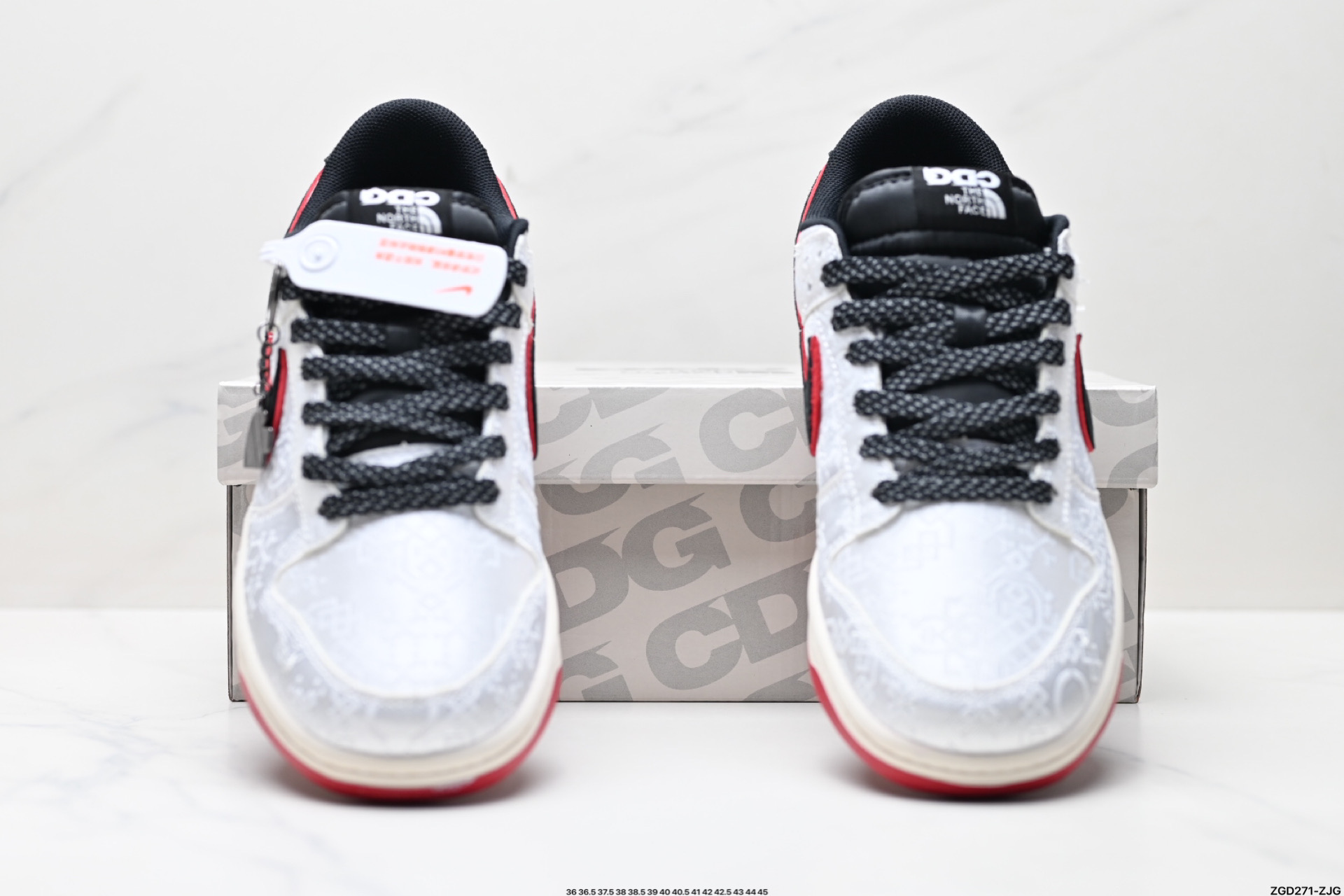 NK Dunk Low Retro “DIY高端定制” 低帮休闲运动板鞋  DM6868-041