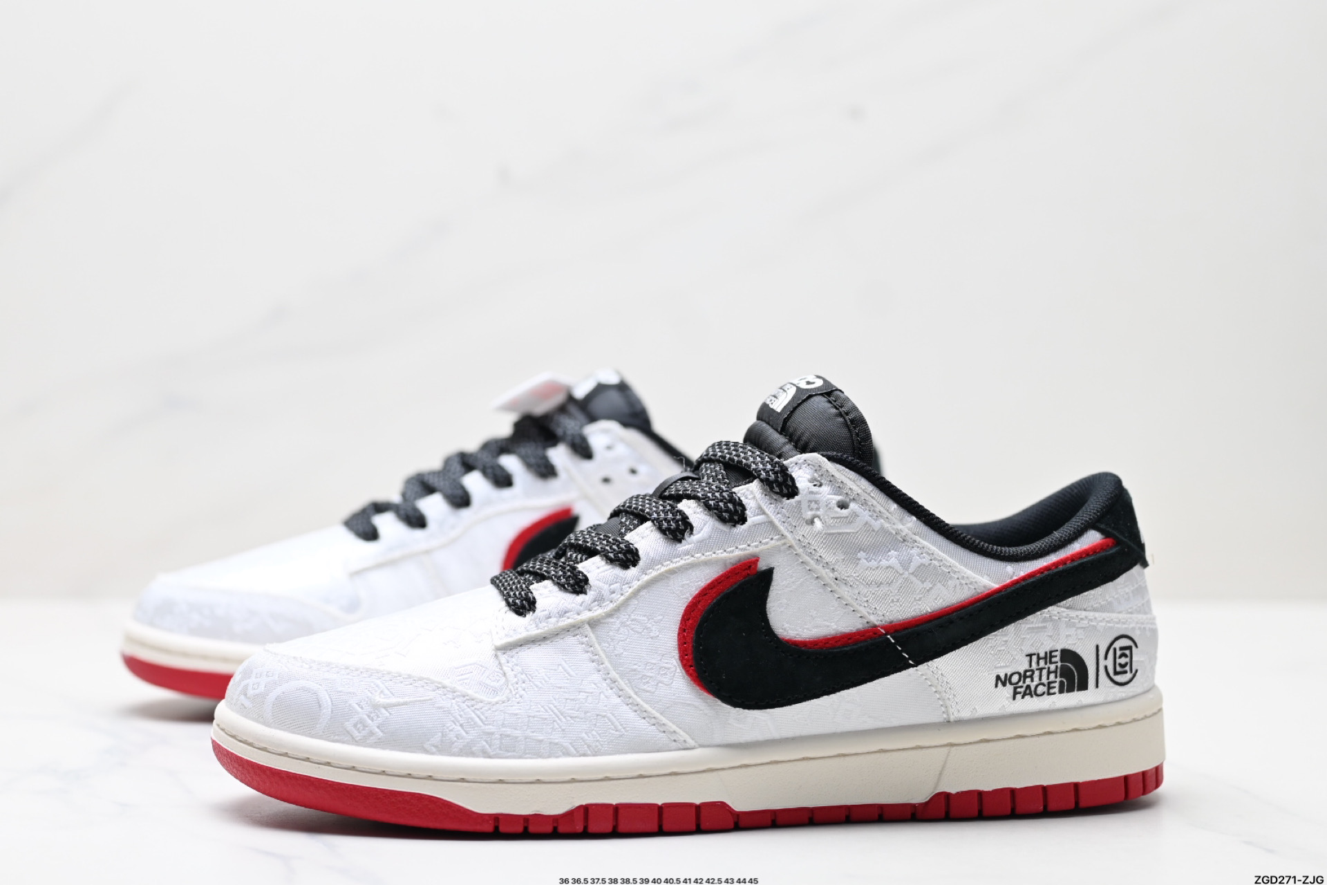 NK Dunk Low Retro “DIY高端定制” 低帮休闲运动板鞋  DM6868-041