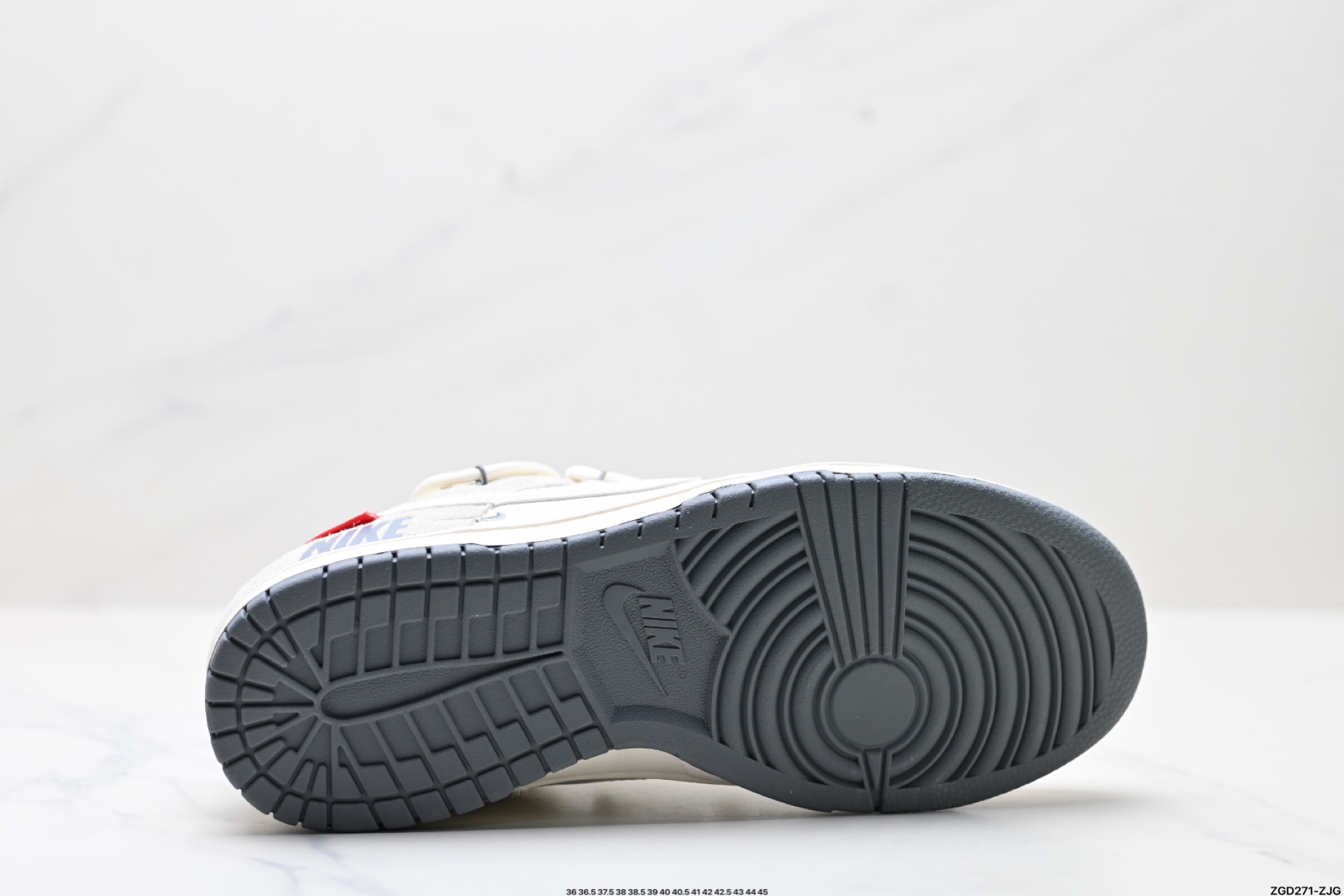 NK Dunk Low Retro “DIY高端定制” 低帮休闲运动板鞋  XX3168-121