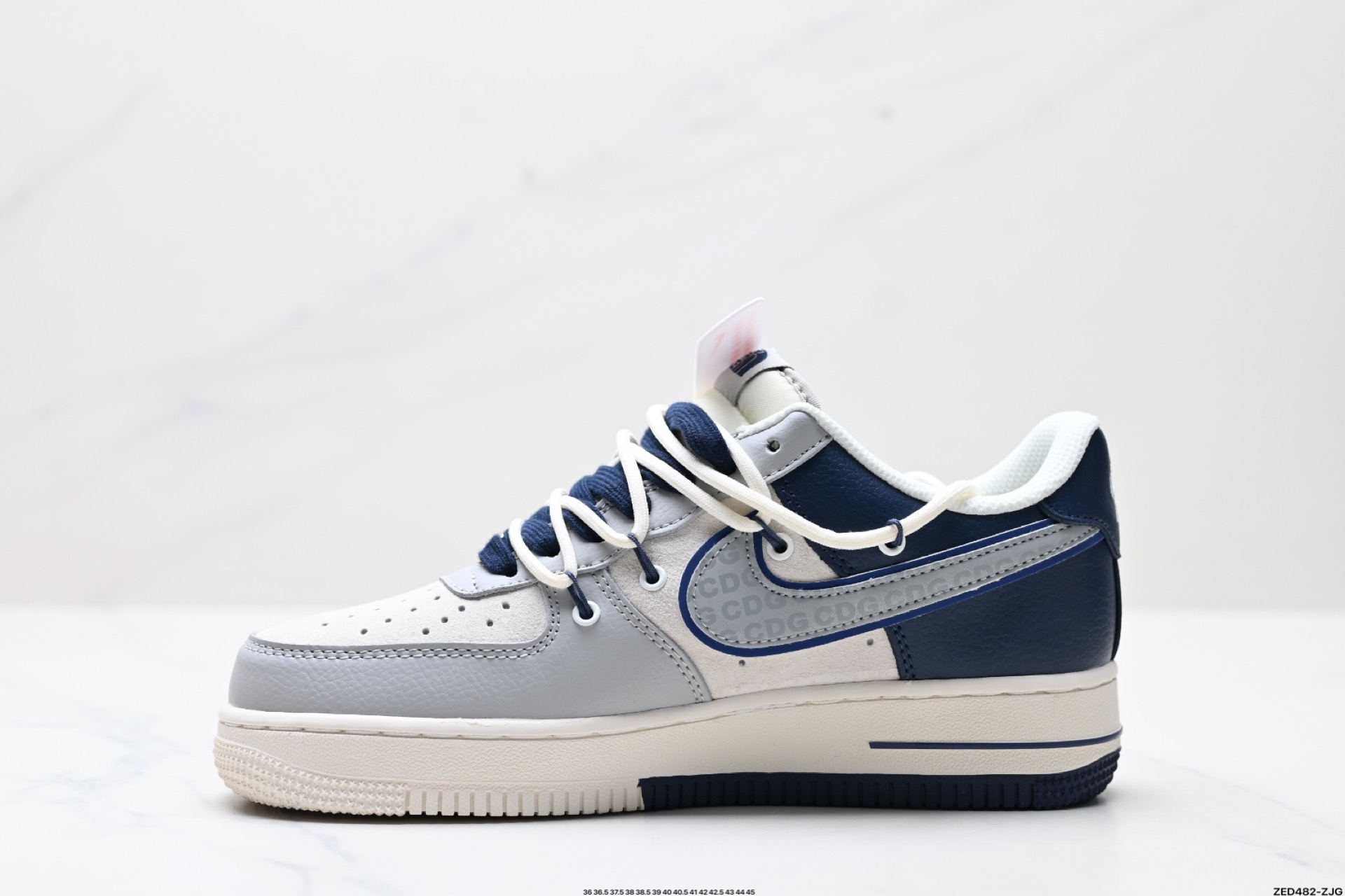 NIKE AIR FORCE 1‘07  DM6688-024