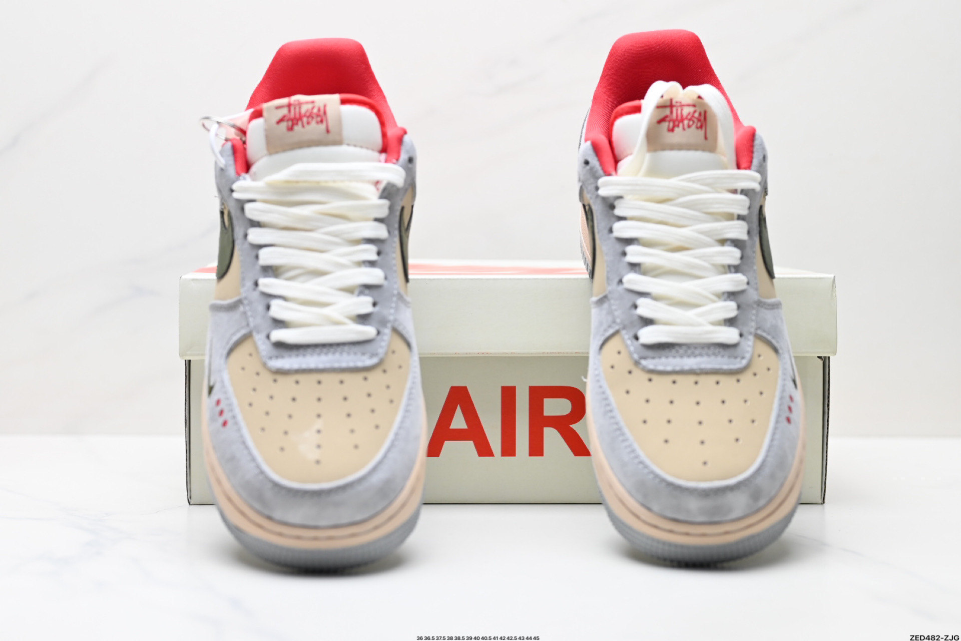 NIKE AIR FORCE 1‘07  KK1988-034