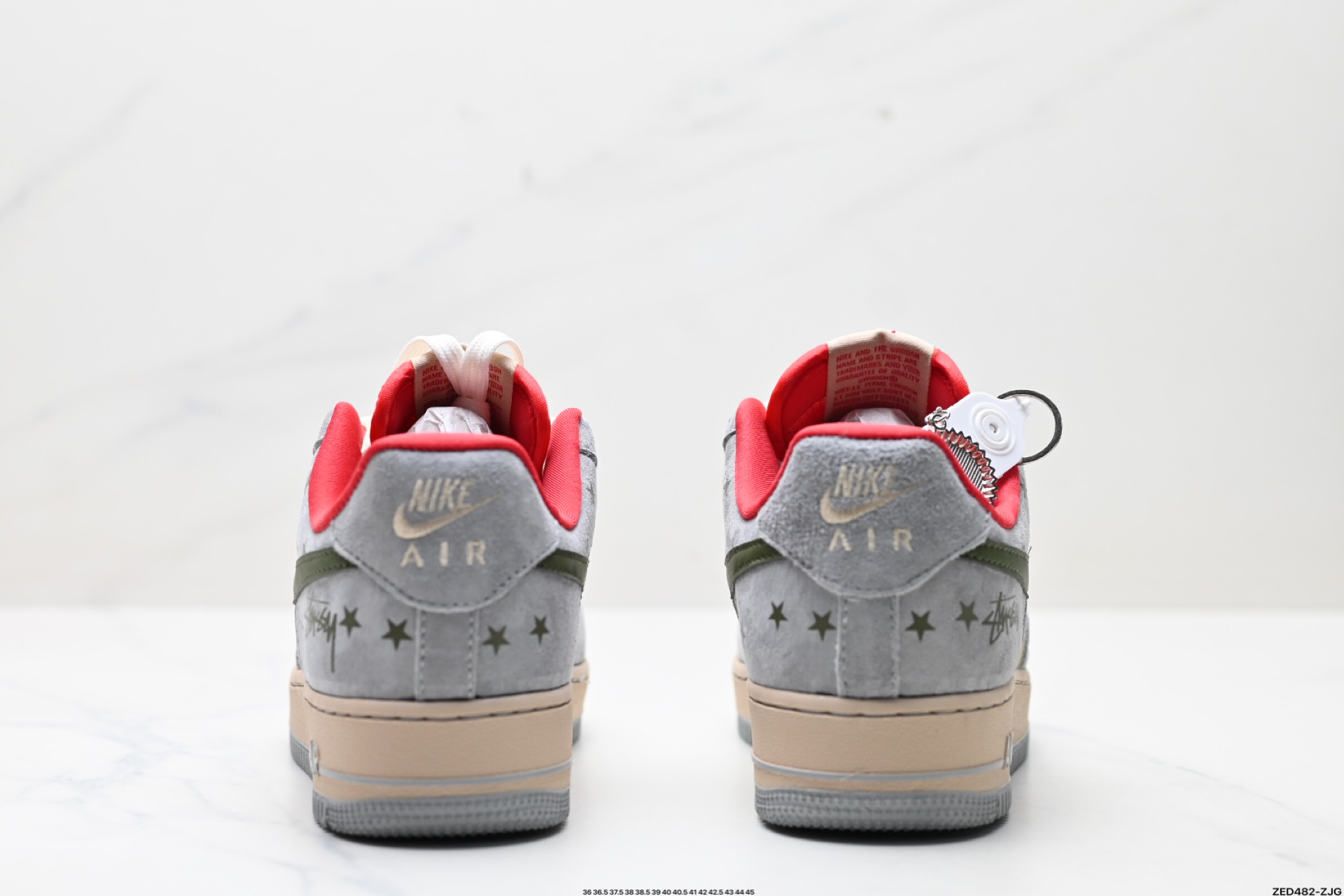 NIKE AIR FORCE 1‘07  KK1988-034