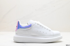 💰210 company-level ✅ Italian luxury brand Alexander McQueen Sole Leather Sneakers low-top fashion thick-soled casual sports white shoes item number: 462214 WHBU 8042 Size: 35~45ID: JED268-ZJH 1 💰210 company-level ✅ Italian luxury brand Alexander McQueen Sole Leather Sneakers low-top fashion thick-soled casual sports white shoes item number: 462214 WHBU 8042 Size: 35~45ID: JED268-ZJH