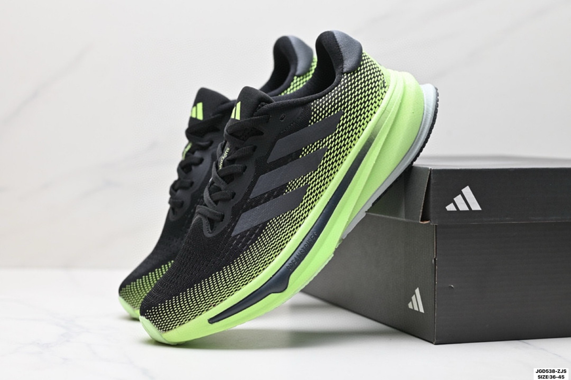阿迪达斯 ADIDAS ALPHABOUNCE BEYOND m运动鞋缓震透气轻质休闲跑步鞋 高弹马牌鲨鱼鳃纹大底运动鞋 IG5844