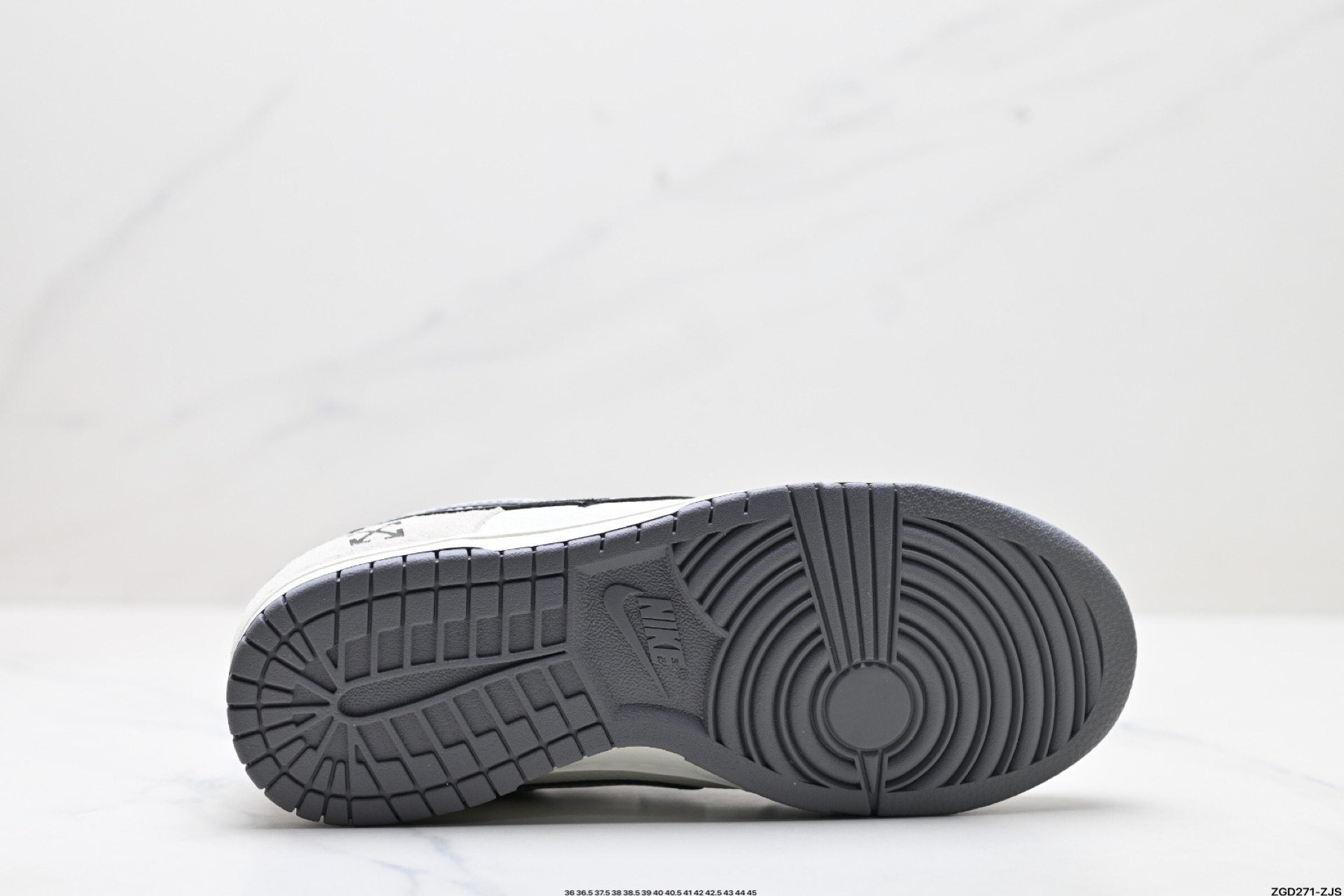 NK Dunk Low Retro “DIY高端定制” 低帮休闲运动板鞋 DJ2024-133