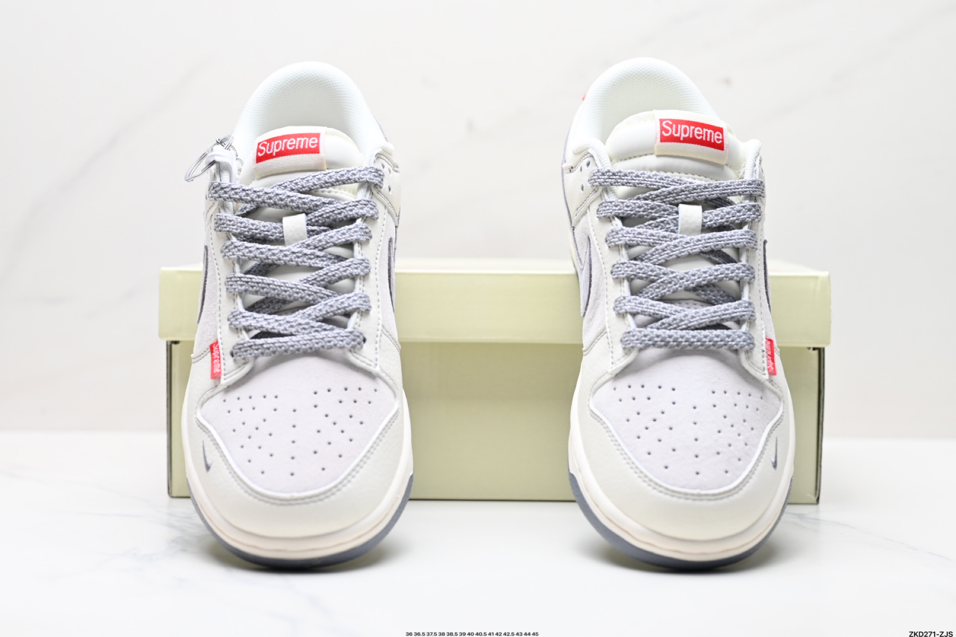 NK Dunk Low Retro “DIY高端定制” 低帮休闲运动板鞋  BB7518-025