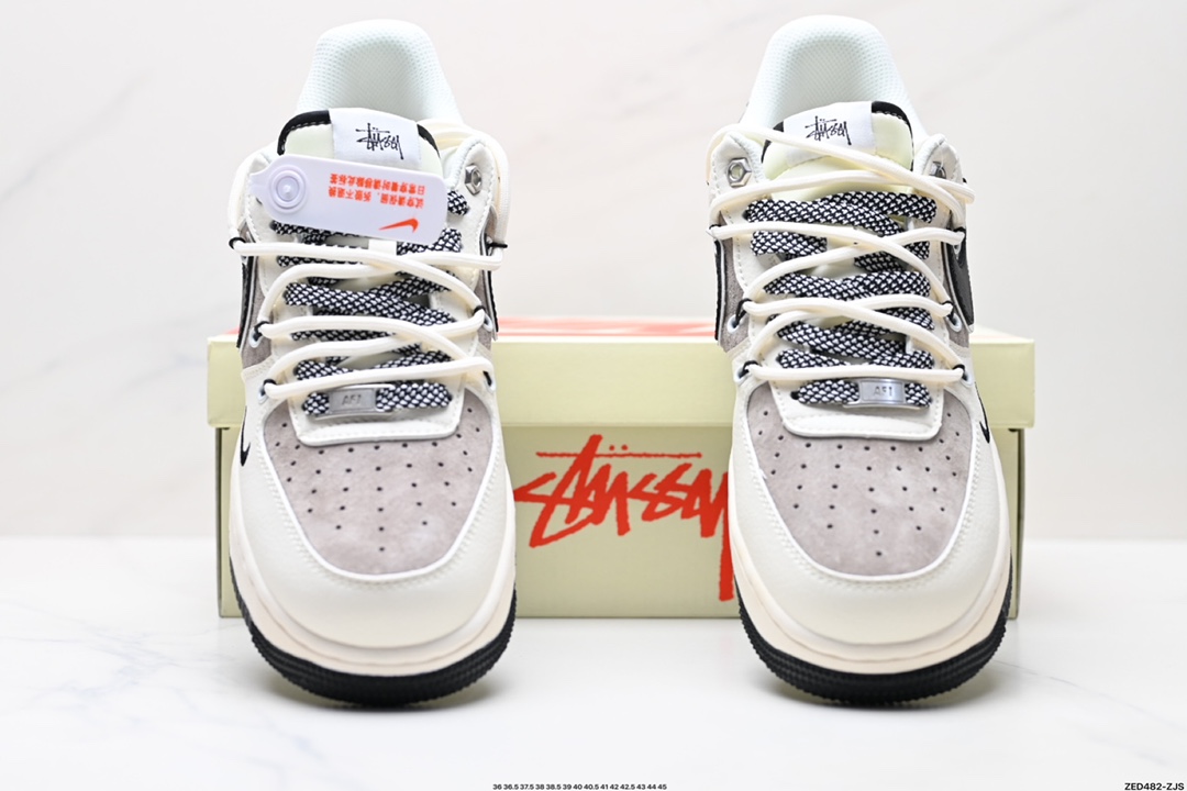 NIKE AIR FORCE 1‘07 LV8  SJ1198-109