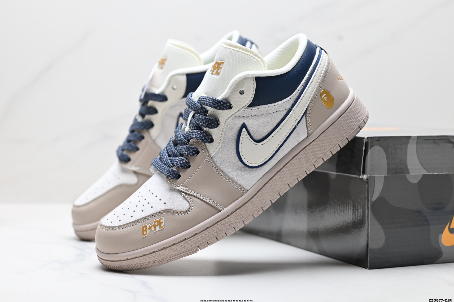 Nike Air Jordan 1 Low AJ1乔1低帮休闲板鞋  XF8698-036