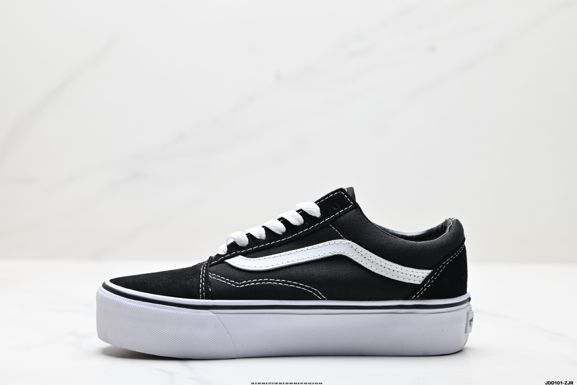 💰140
公司级✅范斯Vans Knu-Skool Dr 厚底 翻毛皮 耐磨 低帮 板鞋
尺码:35.5 36 36.5 37 38 38.5 39 40 40.5 41 42 42.5 43 44
ID:JDD101-ZJR